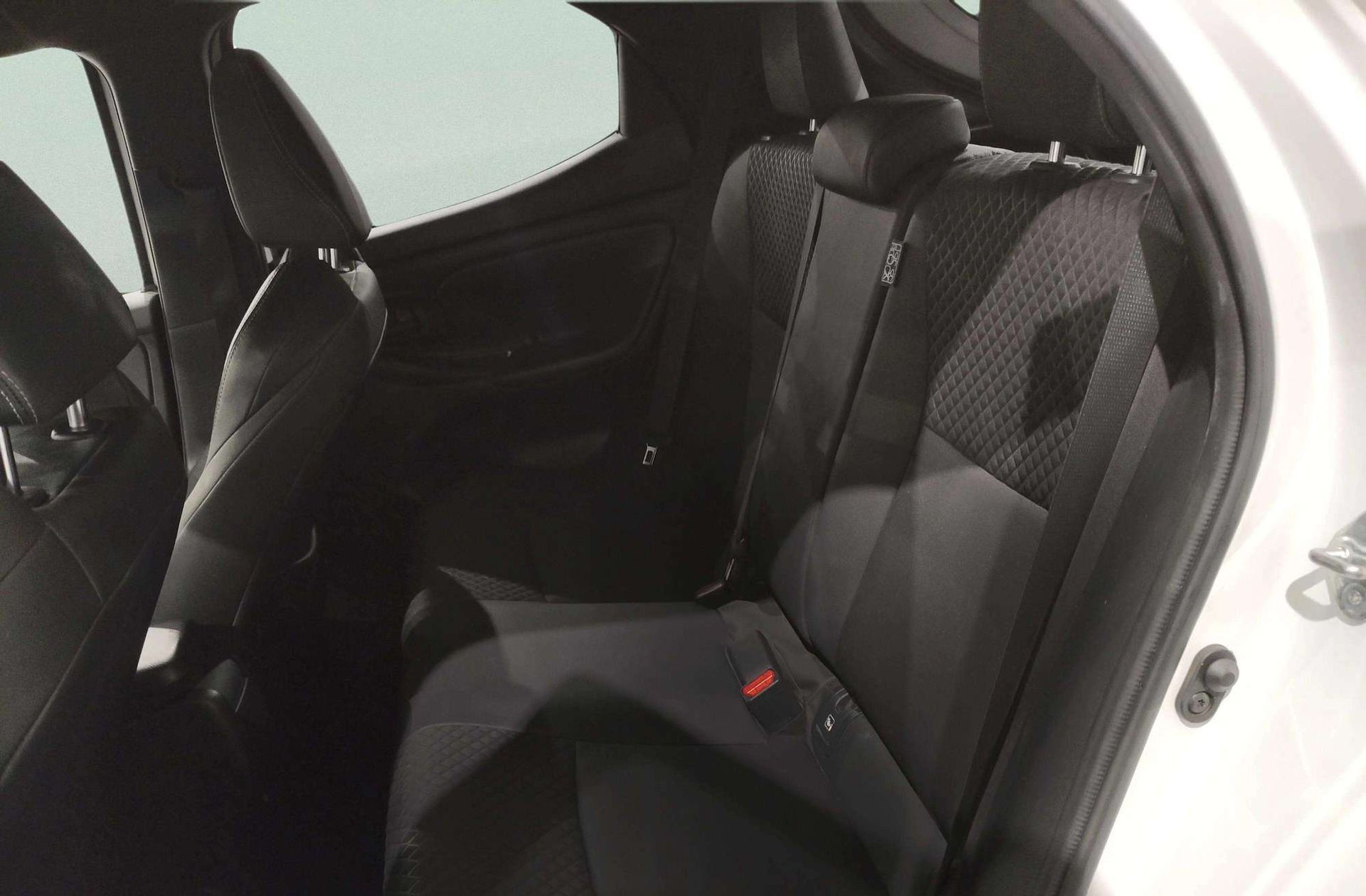 Toyota Yaris 1.5 120H Style Plus - foto 12