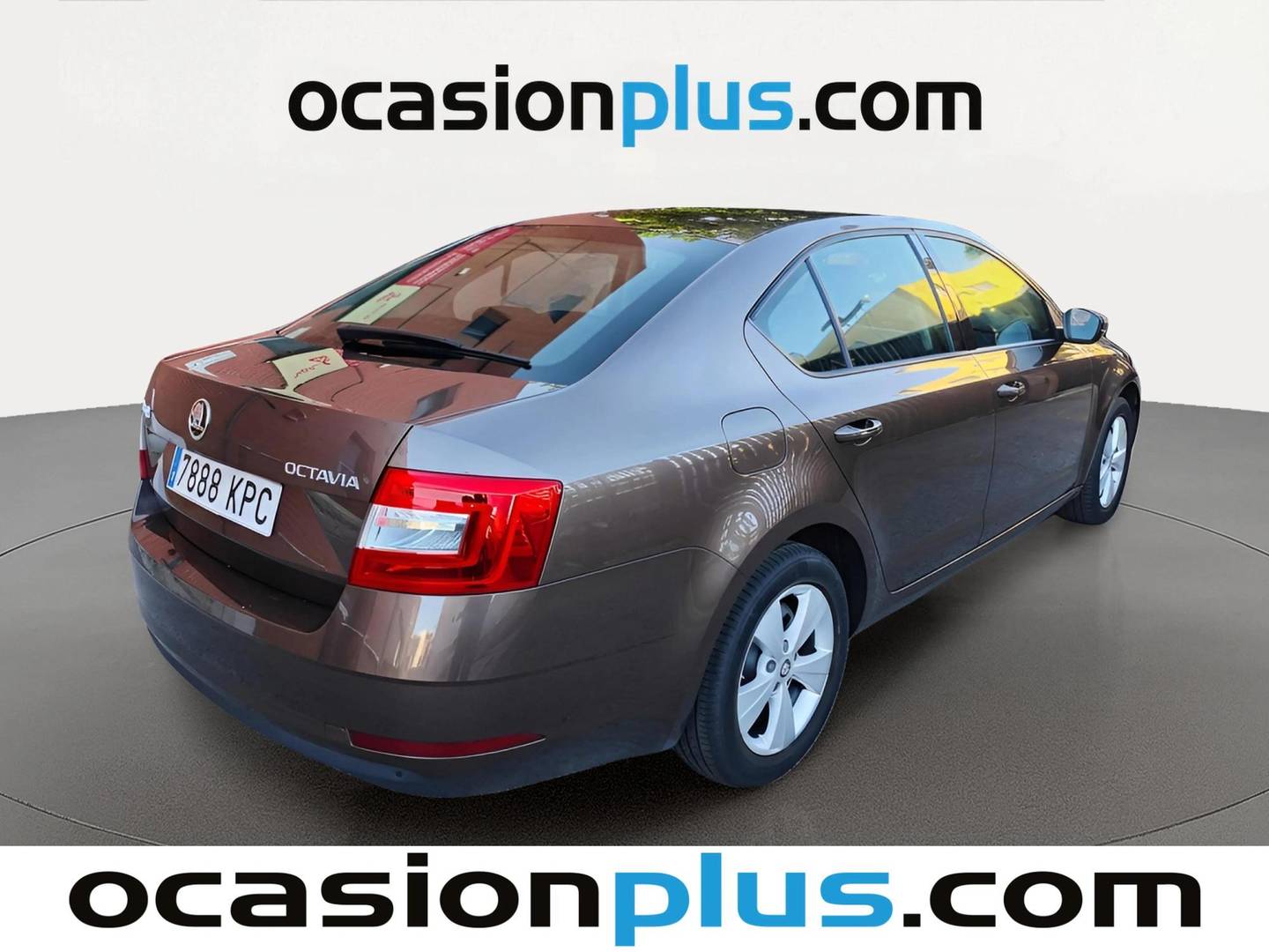 Foto trasera Skoda Octavia Skoda Octavia 1.4 TSI Like DSG (150 CV) derecha