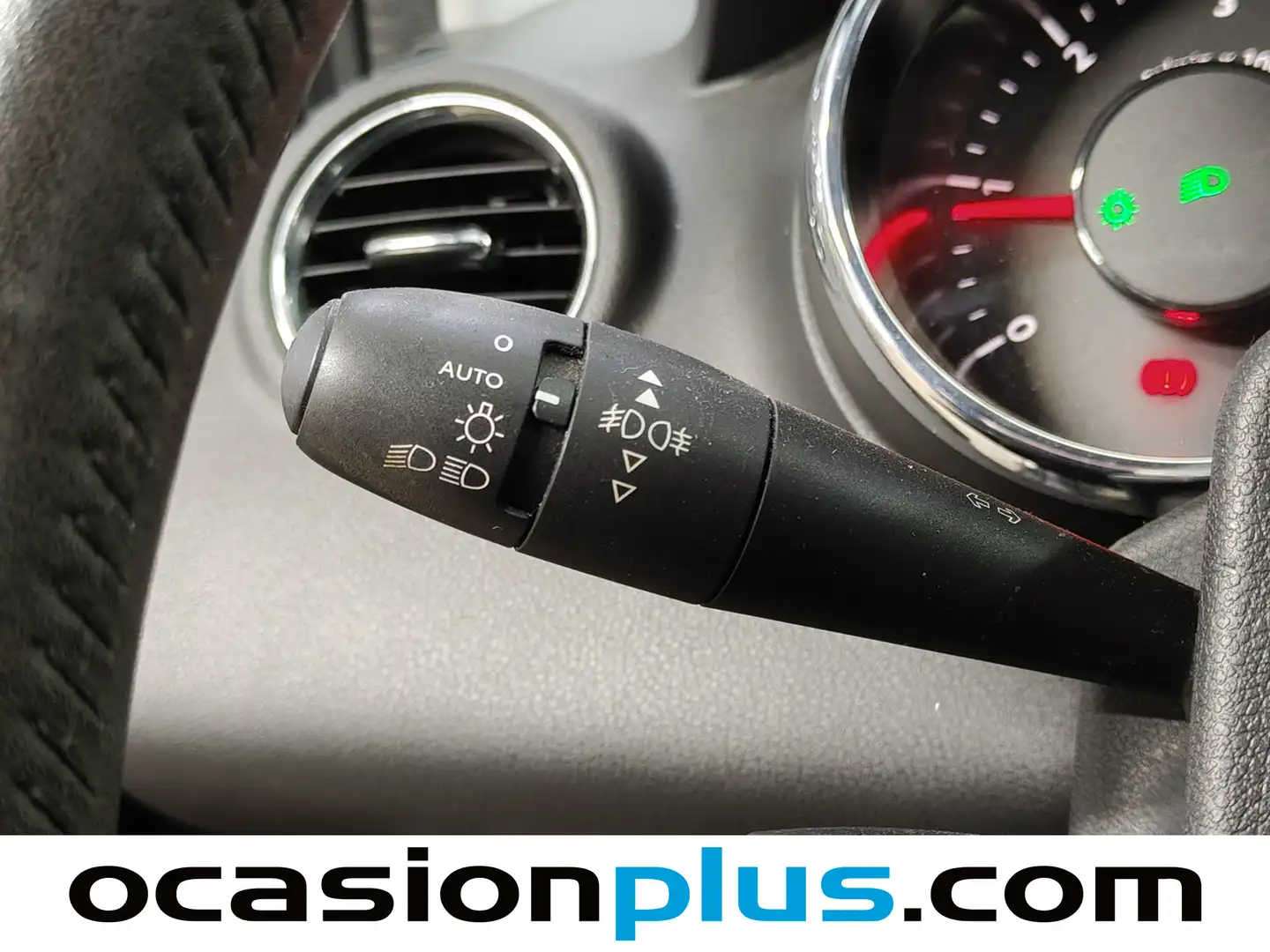 Foto Peugeot 3008 Peugeot 3008 1.6 BlueHDI FAP Style (120 CV)