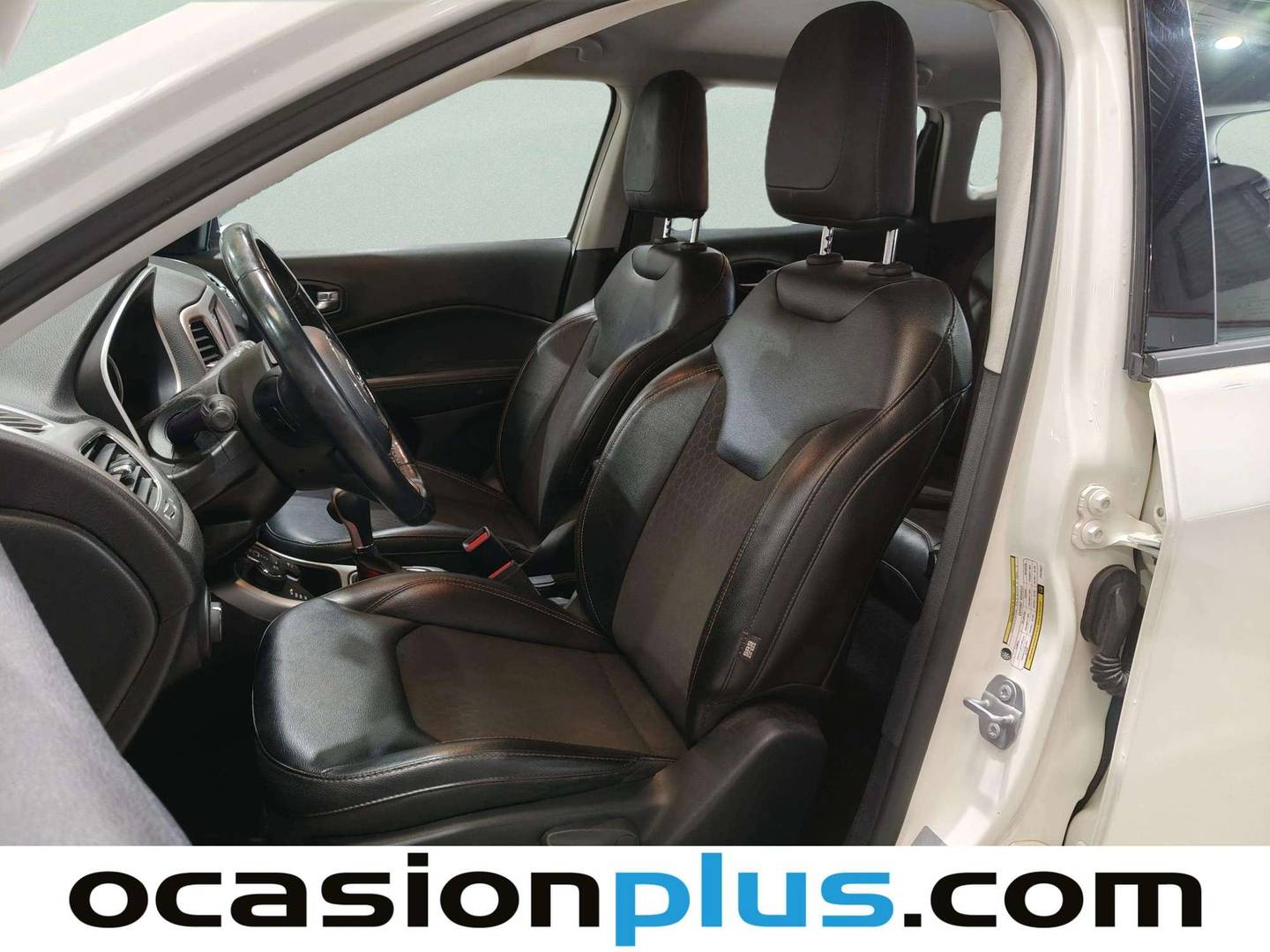 Foto asientos delanteros Jeep Compass Jeep Compass 2.0 Multijet Longitude 4x4 AD Auto (140 CV)