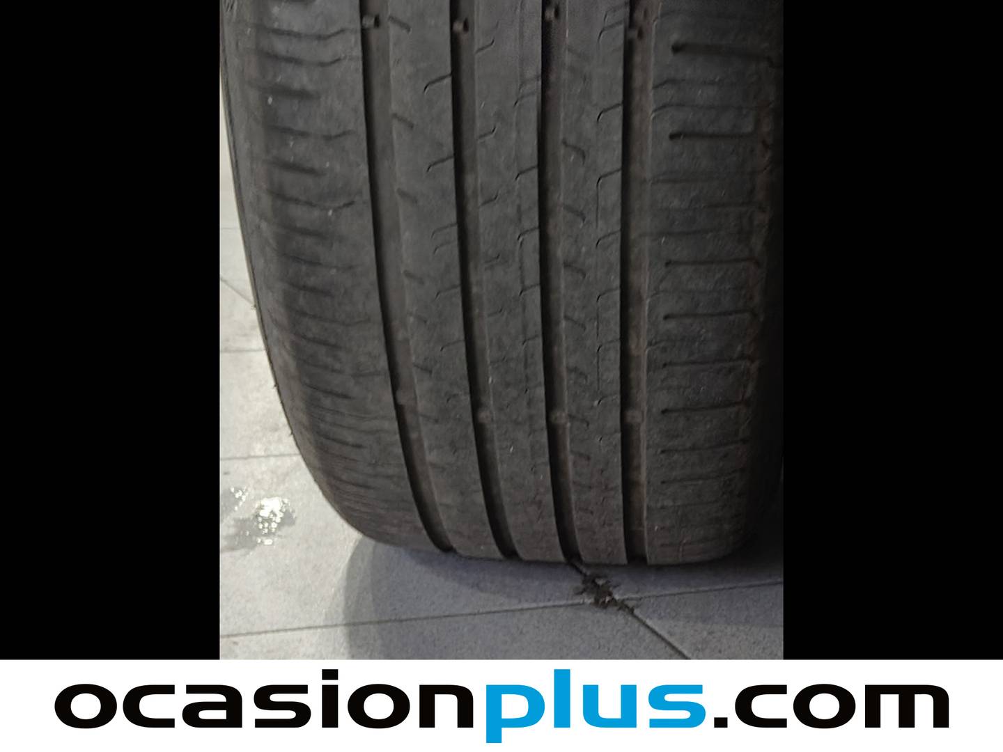 Foto Volvo XC40 Volvo XC40 B3 G Momentum Pro Auto (163 CV)