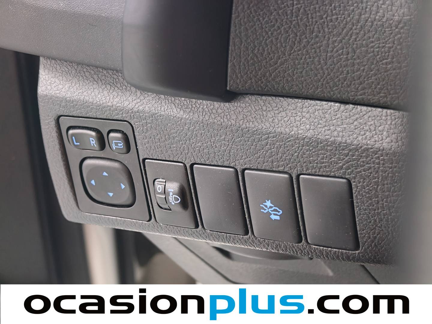 Extras del Toyota Auris Toyota Auris 140H Hybrid Active (136 CV)
