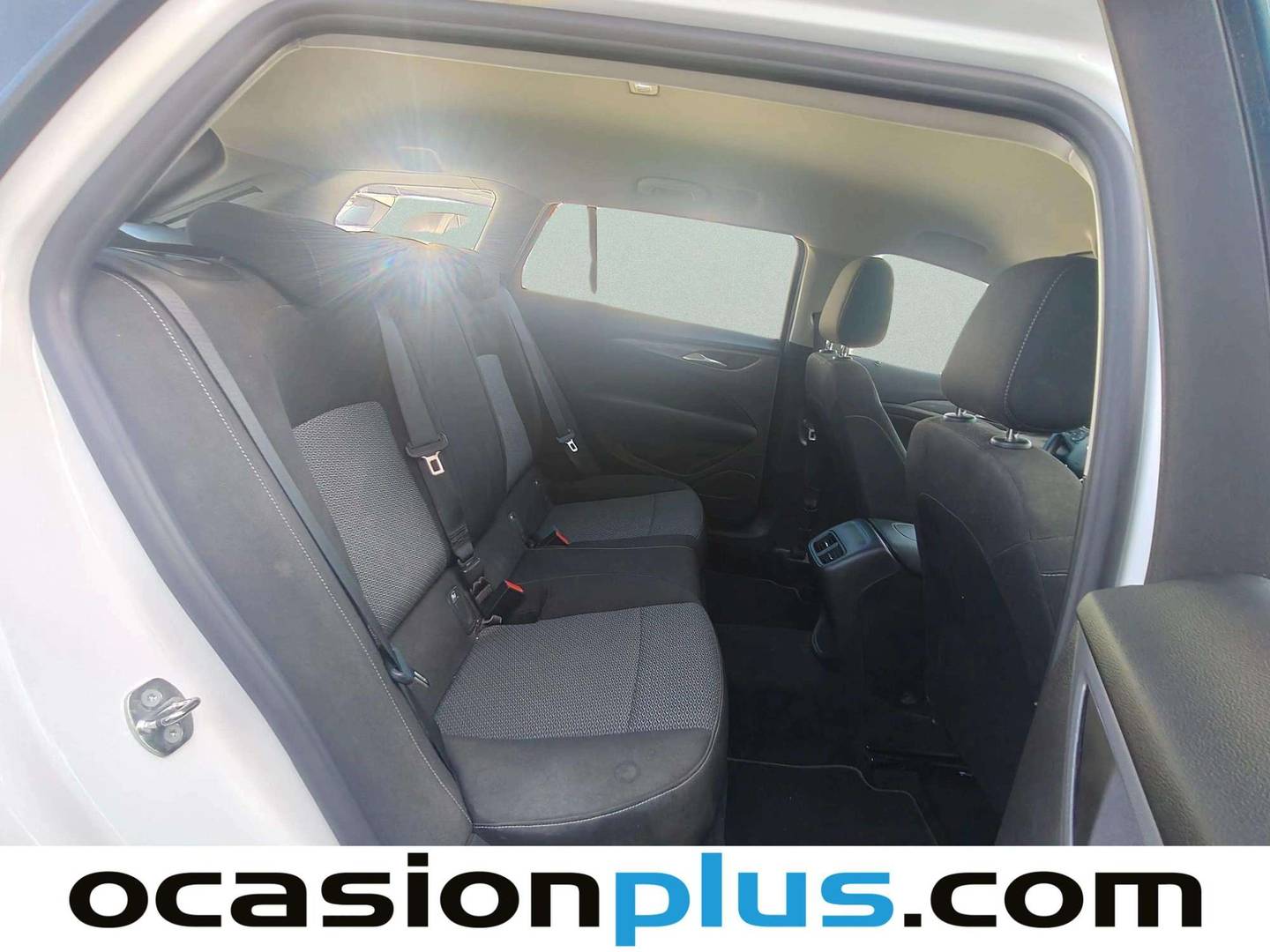 Opel Insignia Opel Insignia Sports Tourer 1.6 CDTI S&S ecoTEC Selective (136 CV) al mejor precio