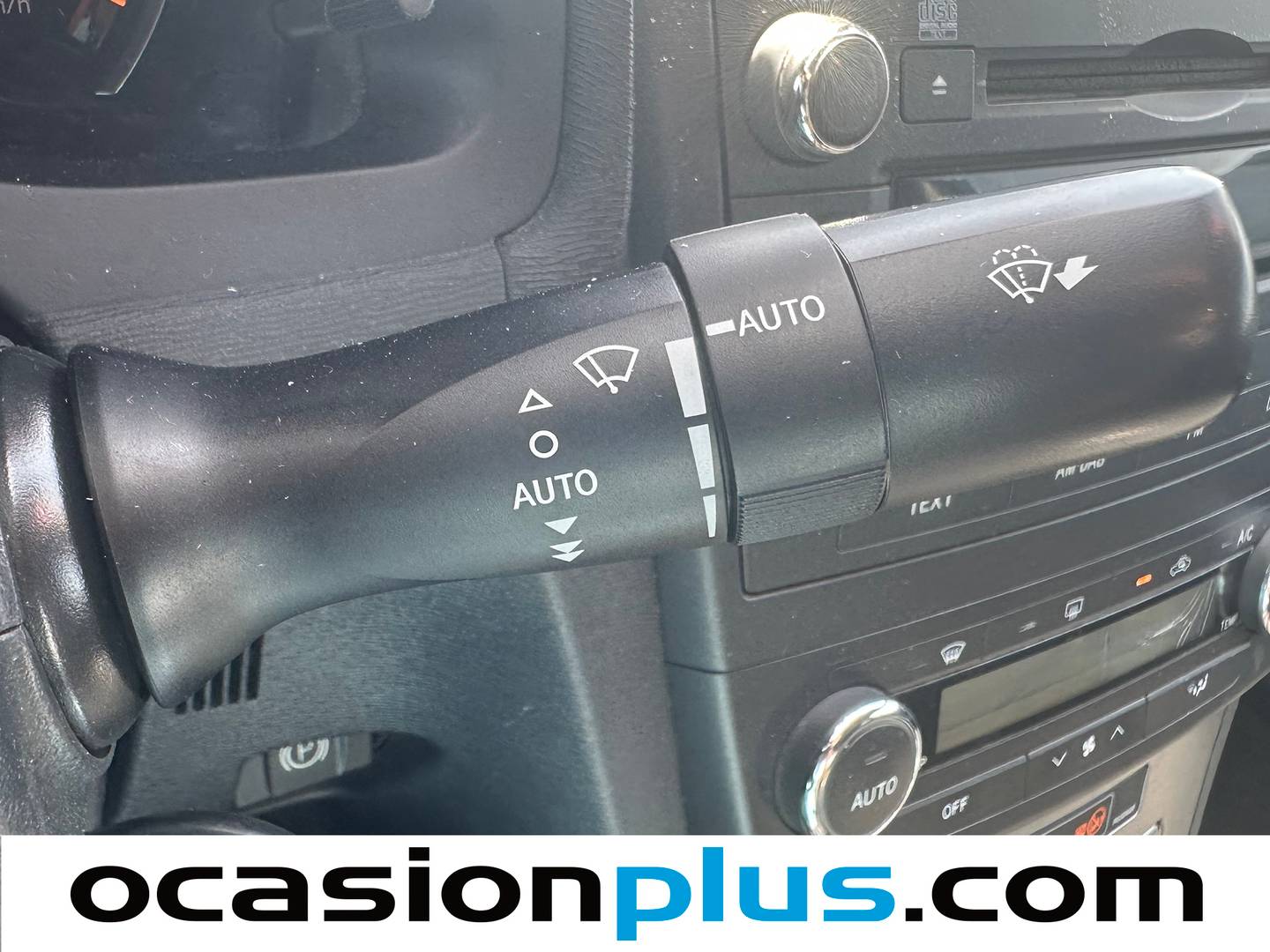 Extras del Toyota Avensis Toyota Avensis 2.0 D-4D Active (126 CV)