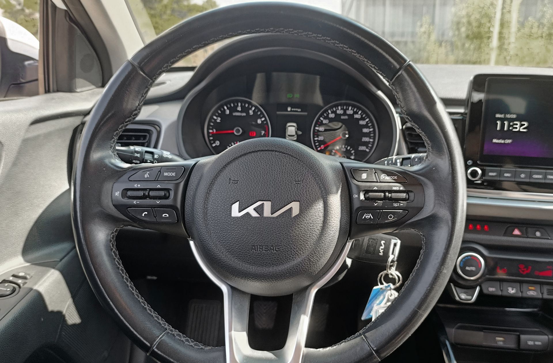 Kia Rio 1.0 T-GDi MHEV iMT Drive - foto 25