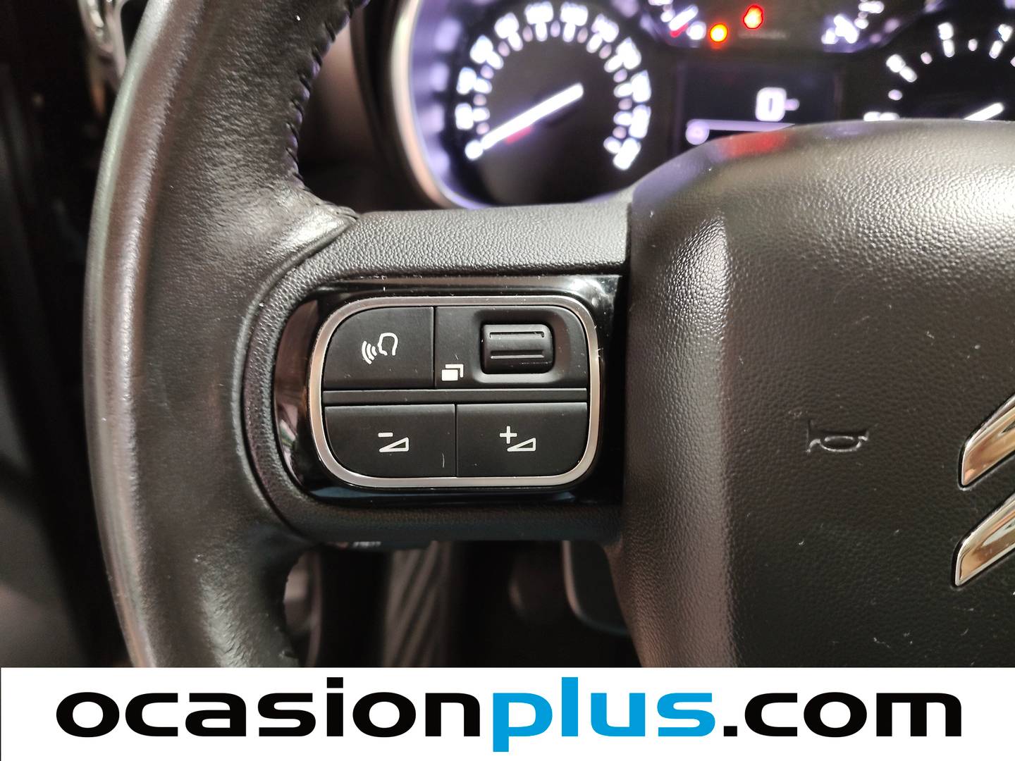 Foto Citroën C3 Aircross Citroen C3 Aircross PureTech 110 S&S Shine (110 CV)