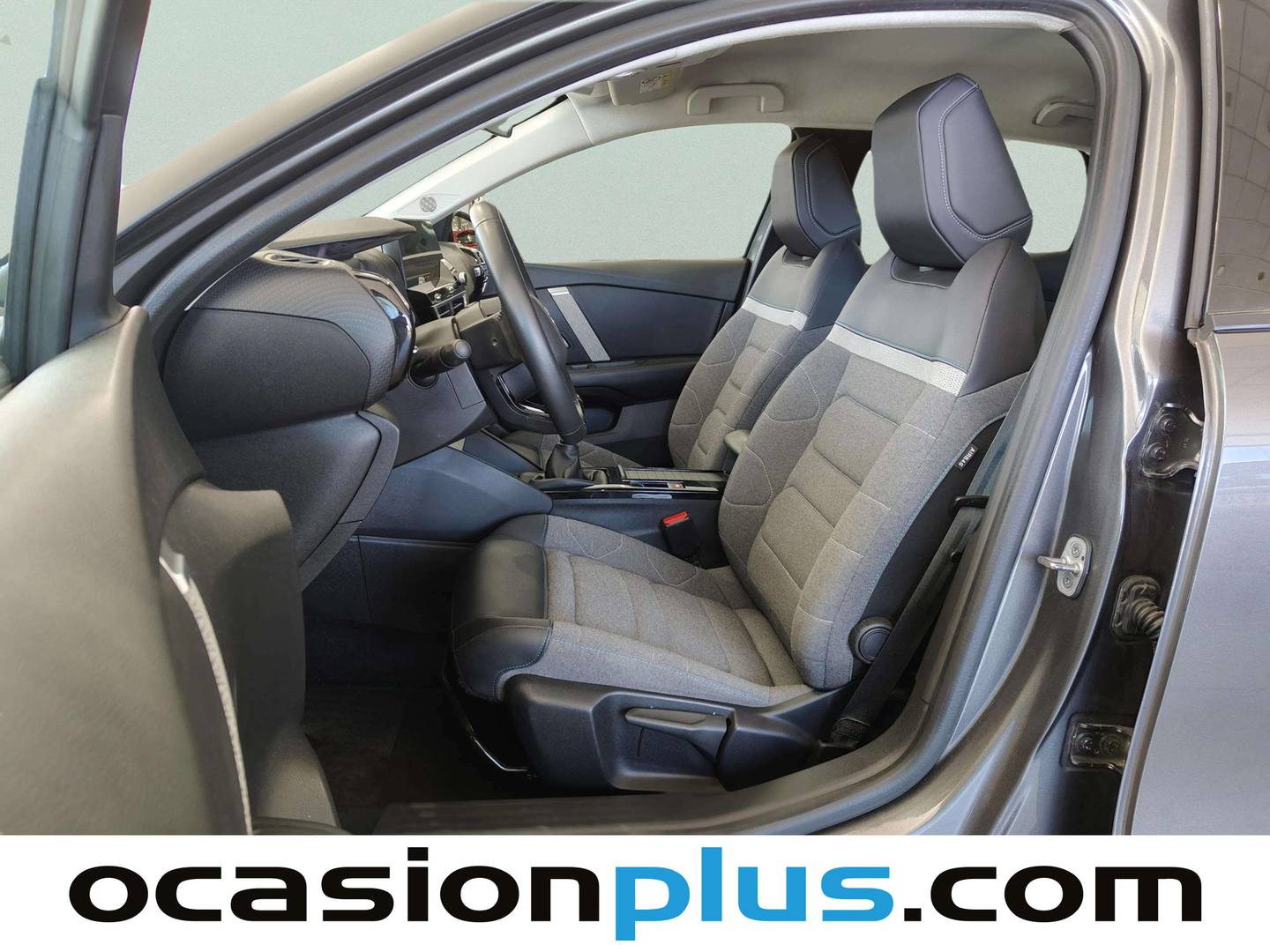 Foto asientos delanteros Citroën C4 Citroën C4 BlueHDi 110 S&S Feel Pack (110 CV)