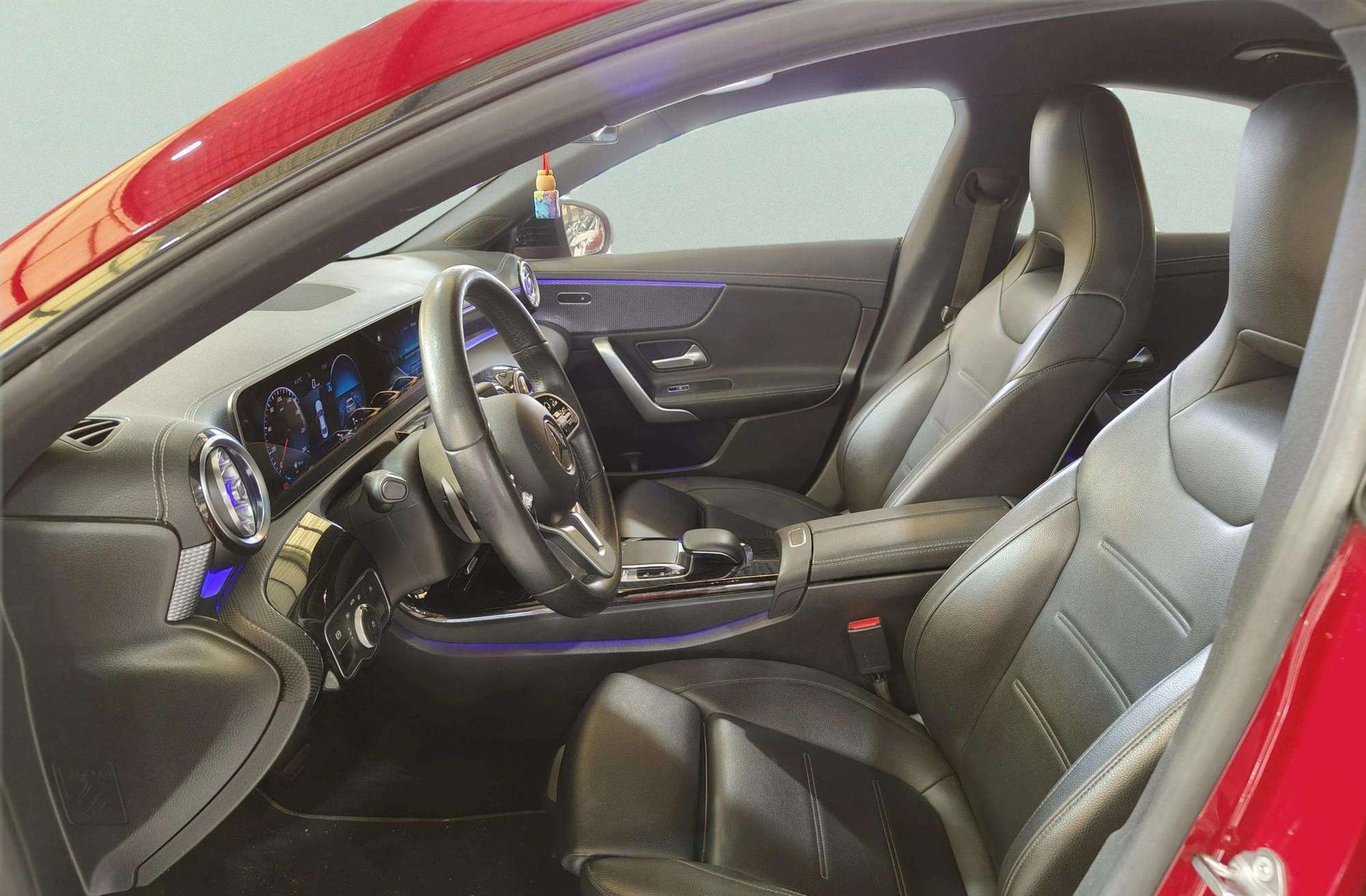 Mercedes-Benz CLA 200 - foto 11