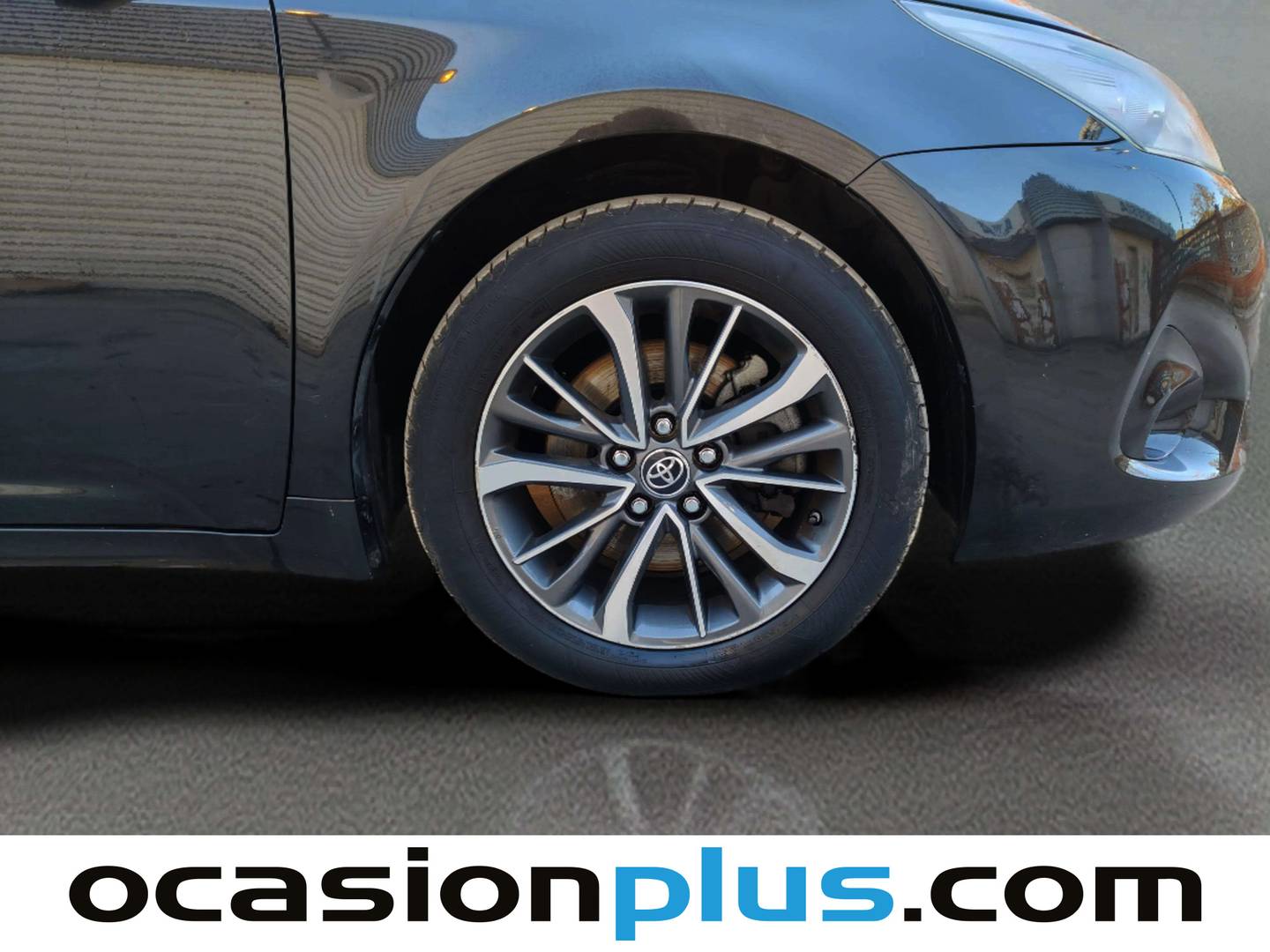 Foto Toyota Avensis Toyota Avensis 150D Touring Sports Business Advance (143 CV)