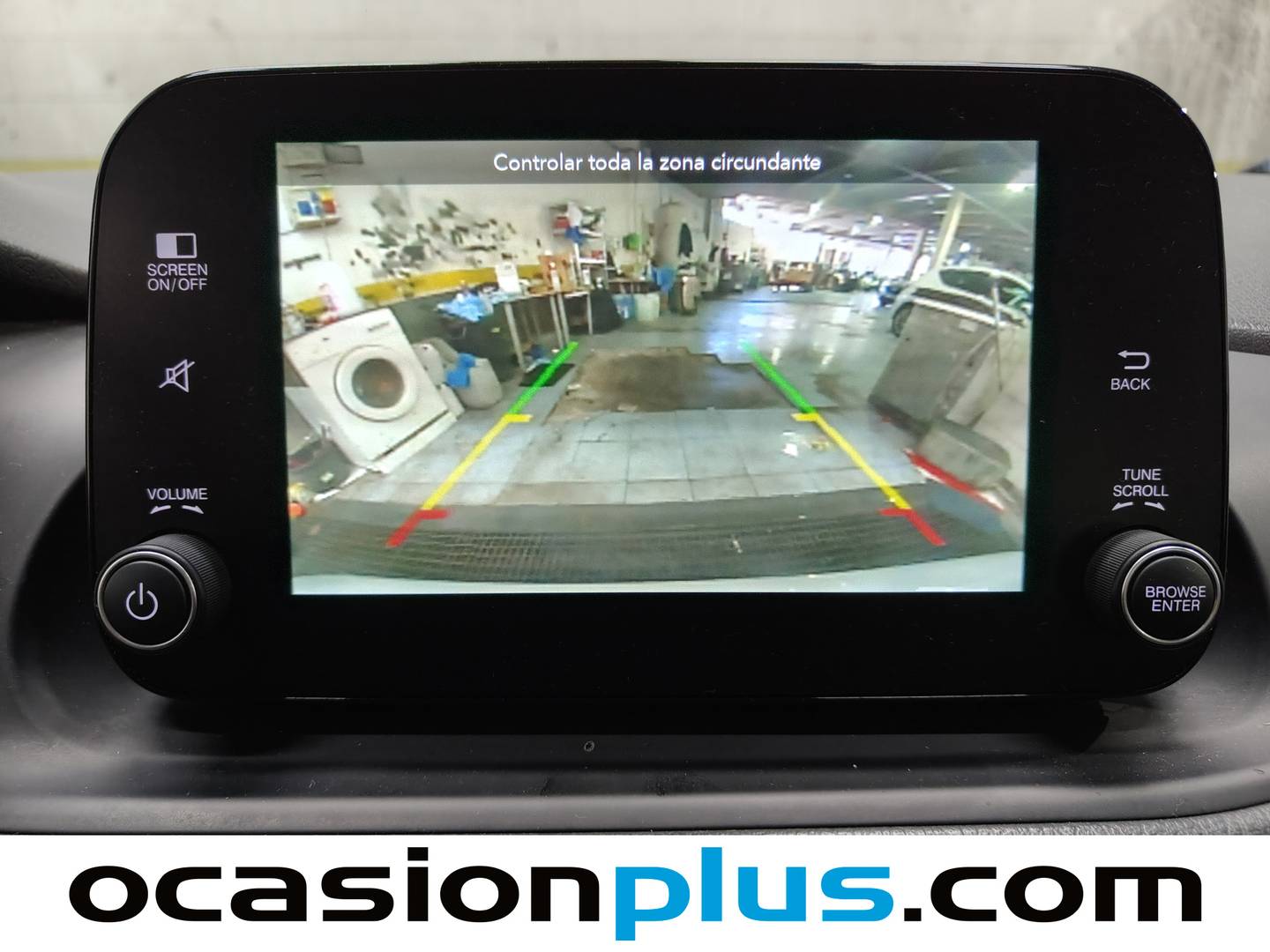 Extras y acabados del Fiat Tipo Fiat Tipo 1.5 Hybrid Cross DCT (130 CV)