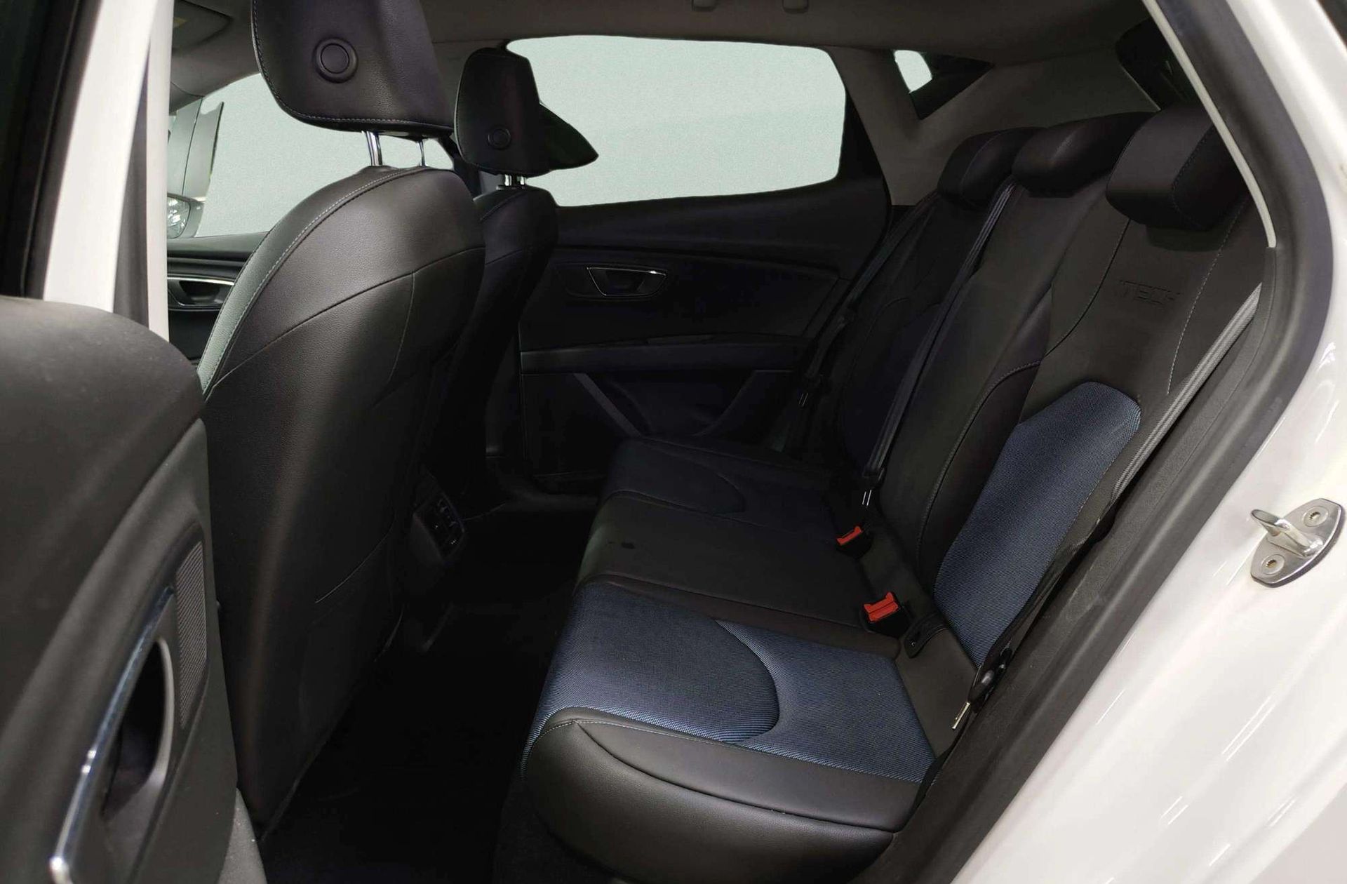 SEAT León 1.4 TSI ACT I-Tech DSG-7 - foto 11