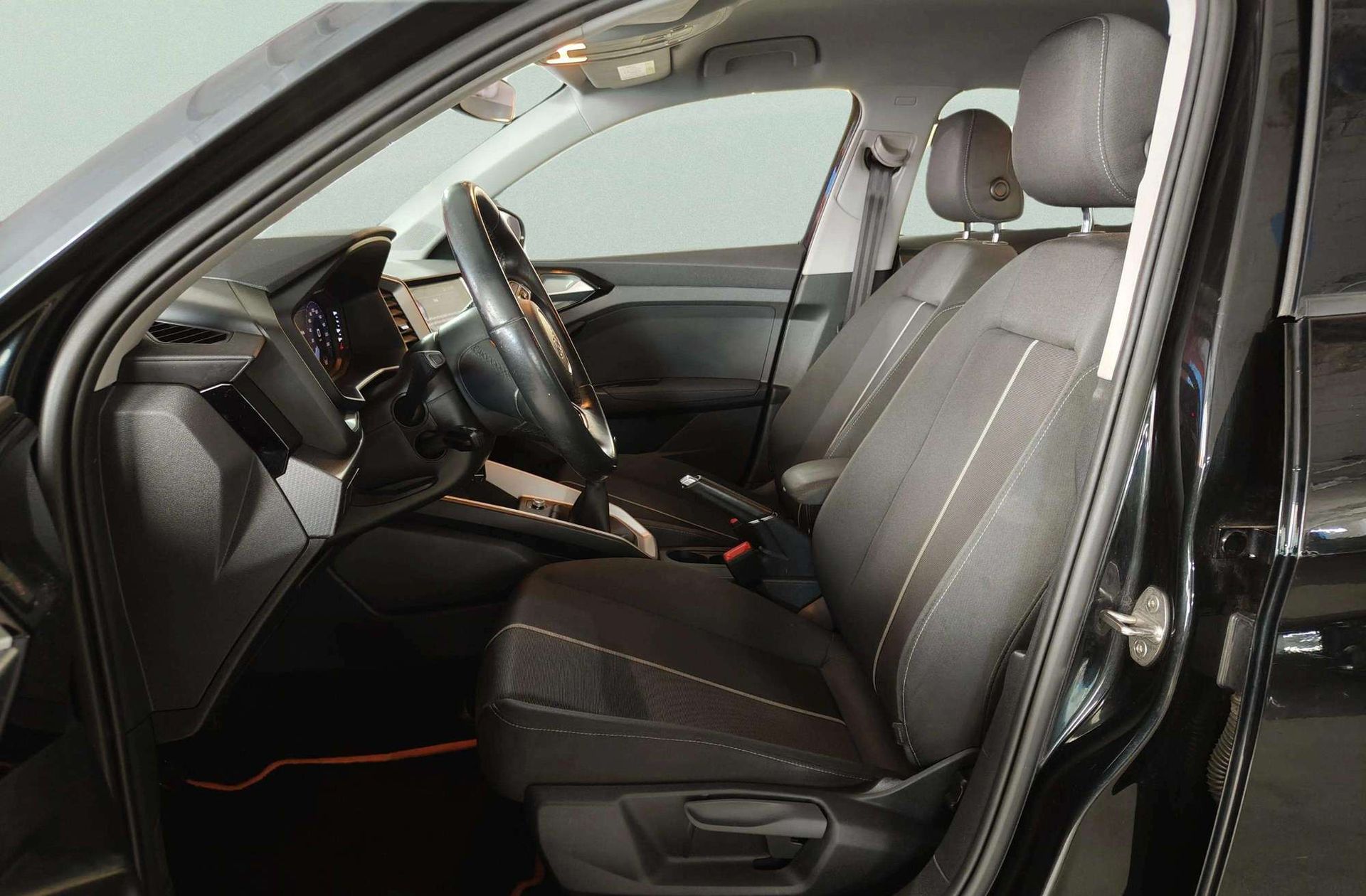Audi A1 Sportback Advanced 30 TFSI - foto 9