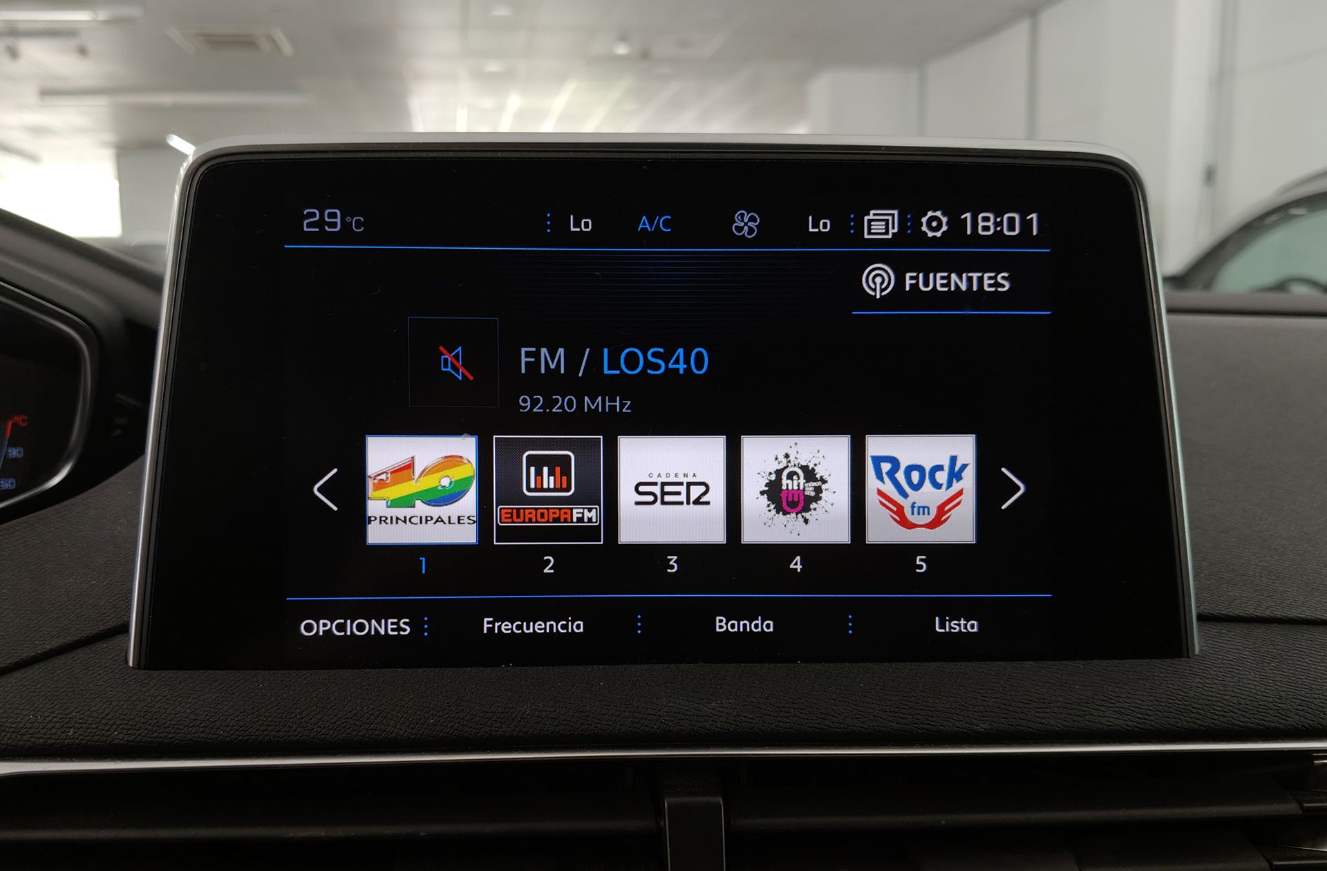 Peugeot 3008 PureTech 130 GT Line EAT8 - foto 38
