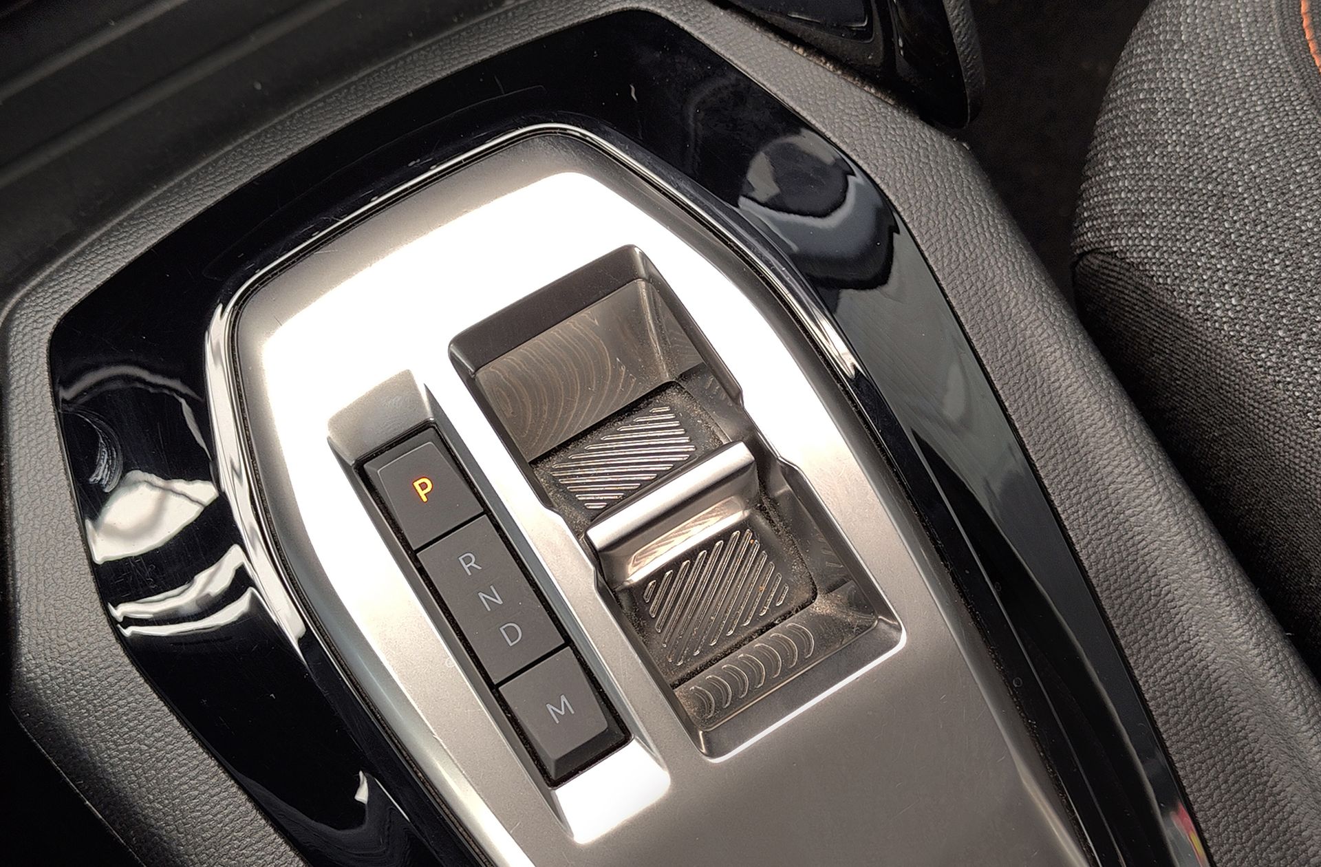 Peugeot 208 Style Hybrid 110 eDCS6 - foto 5