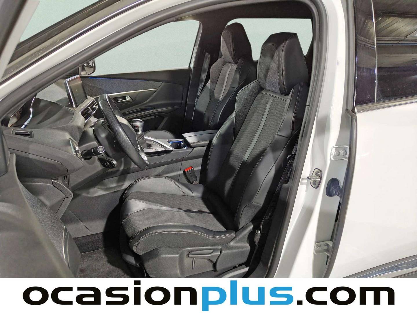 Foto asientos delanteros Peugeot 5008 Peugeot 5008 1.5 BlueHDi S&S GT Line (130 CV) 7 Plazas