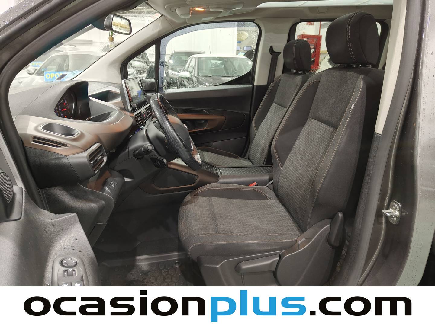 Foto asientos delanteros Peugeot Rifter Peugeot Rifter BlueHDi 130 GT Line Standard (130 CV)