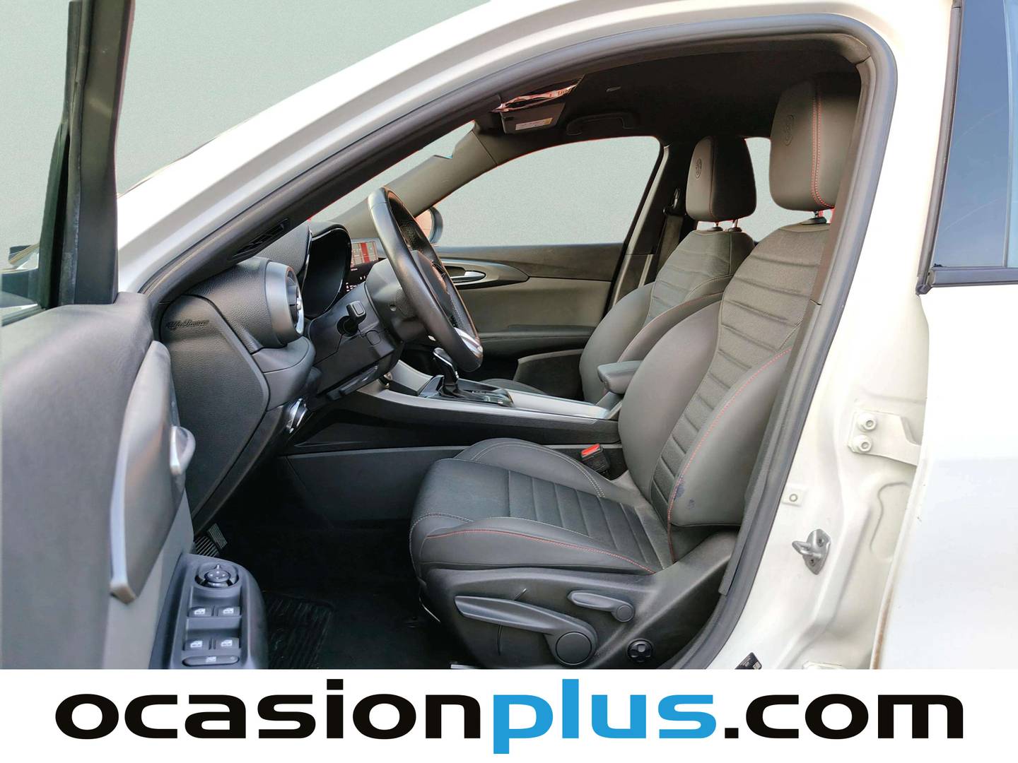 Foto asientos delanteros Alfa Romeo Tonale Alfa Romeo Tonale 1.6 DS Sprint FWD Auto (130 CV)