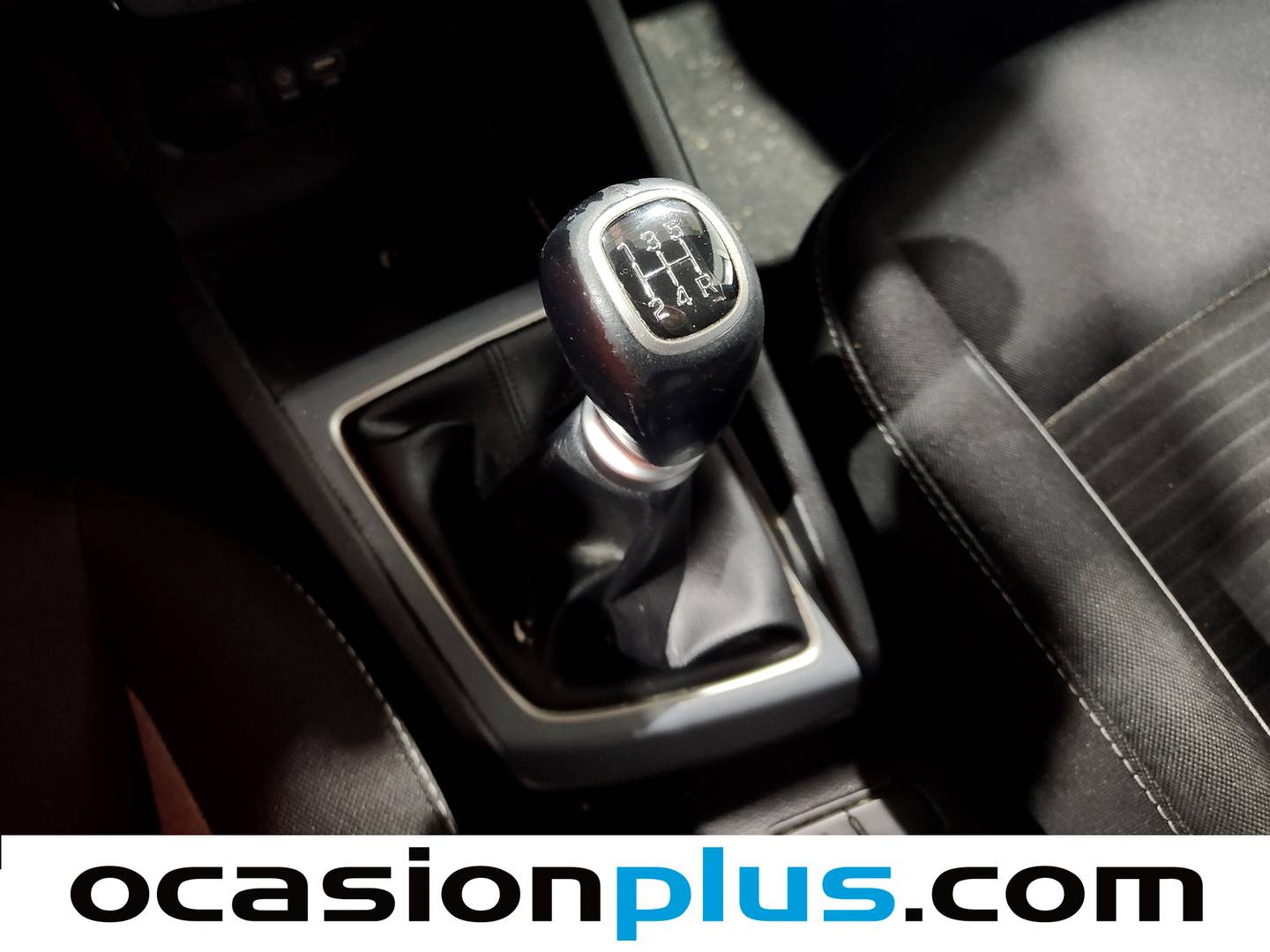 Hyundai i20 Hyundai i20 1.2 MPI Elegant Nav (84 CV) de segunda mano