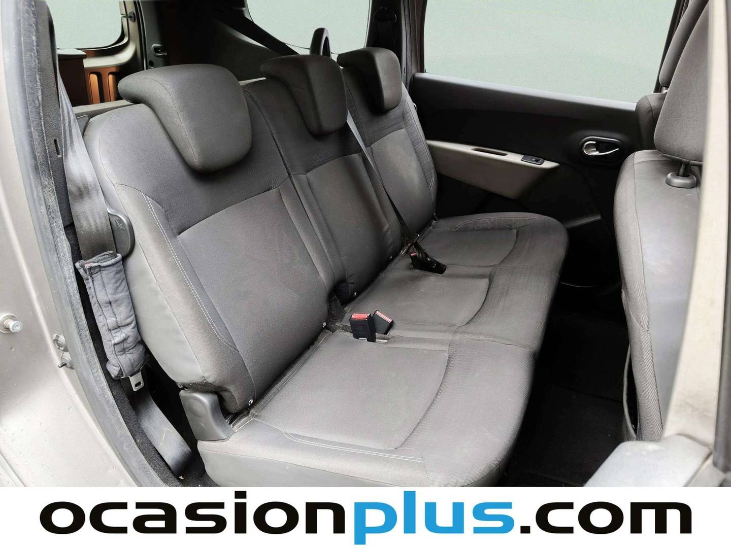 Dacia Lodgy Dacia Lodgy Laureate dCi (90 CV) 2013