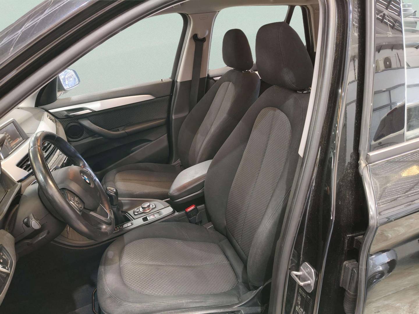 Foto asientos delanteros BMW X1 BMW X1 sDrive18d (150 CV)