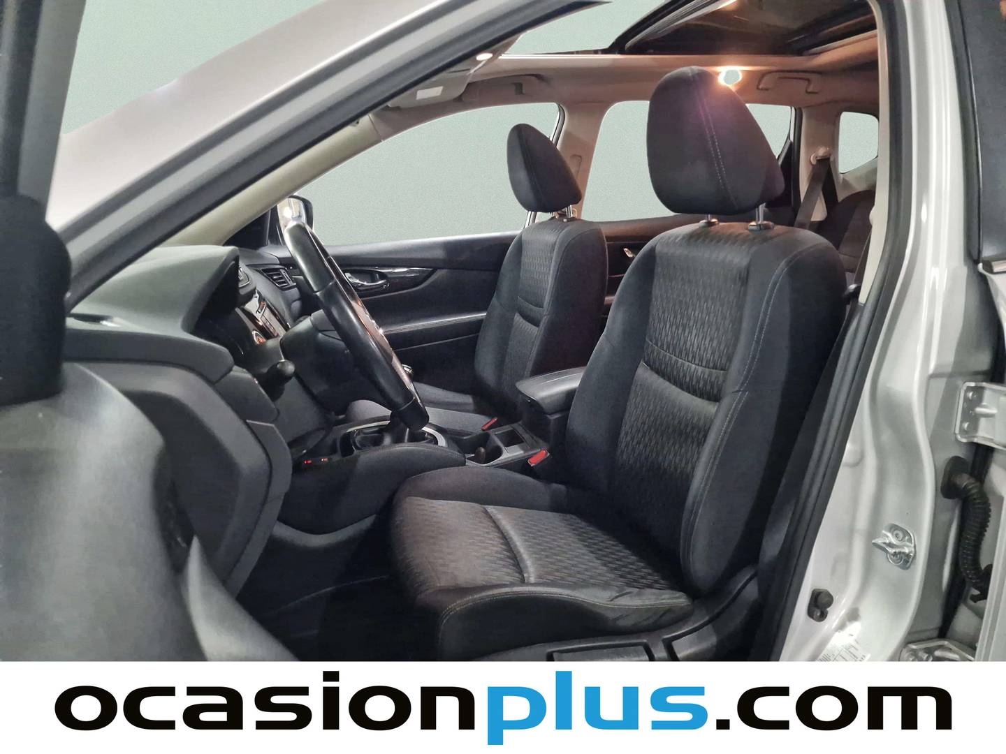 Foto asientos delanteros Nissan X-TRAIL Nissan X-Trail 1.6 DIG-T N-Connecta 4x2 (163 CV)