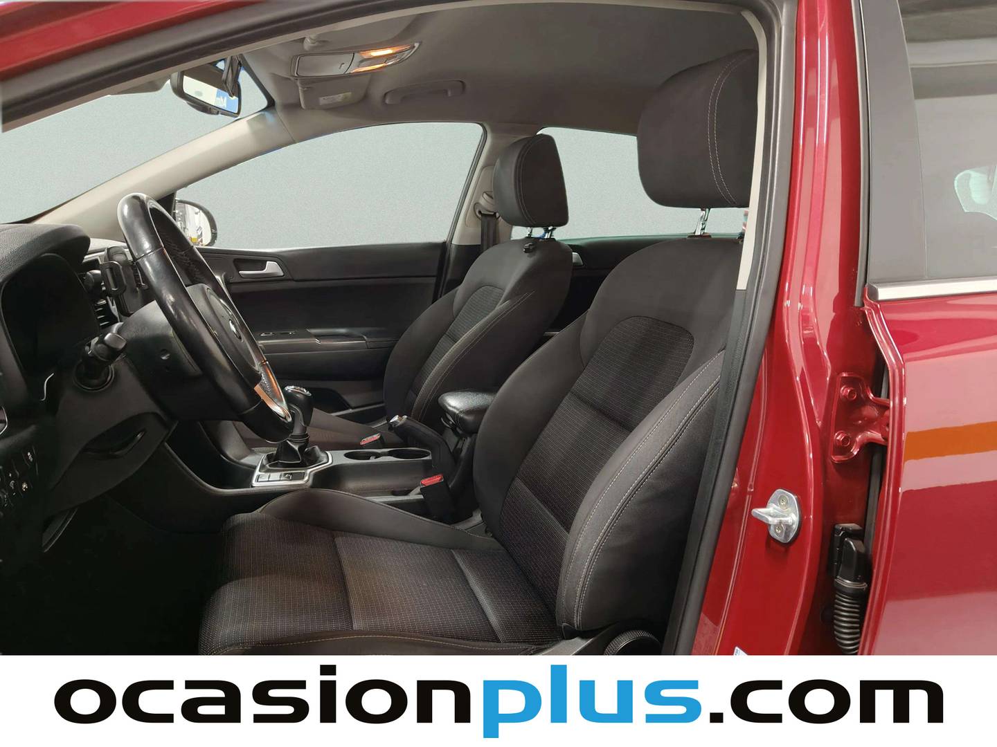 Foto asientos delanteros KIA Sportage Kia Sportage 1.7 CRDi VGT Eco-Dynamics x-Tech18 4x2 (115 CV)