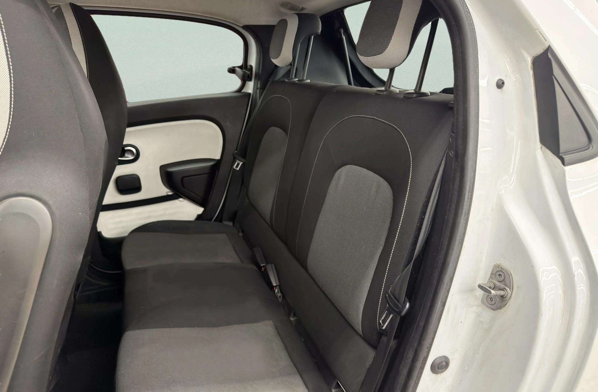 Renault Twingo Intens SCe - foto 11