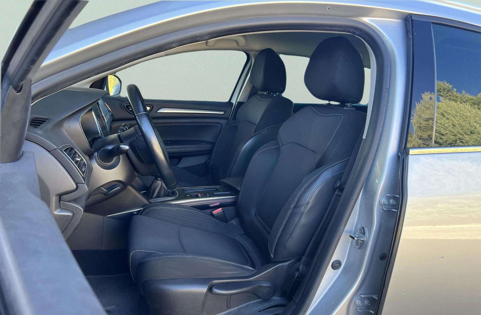 Renault Mégane Sport Tourer Zen TCe GPF - foto 11