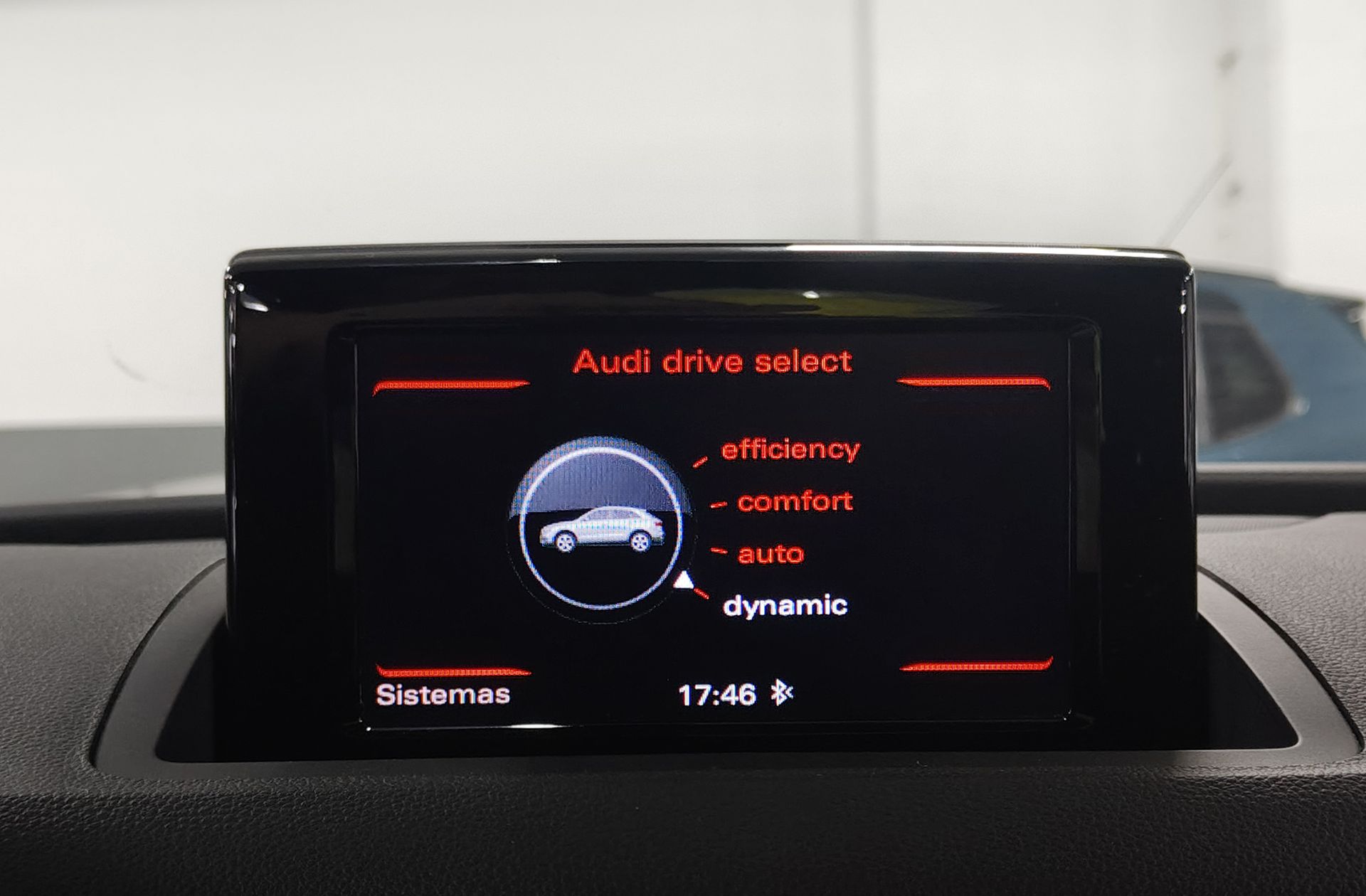 Audi Q3 design edition 2.0 TDI S tronic - foto 9