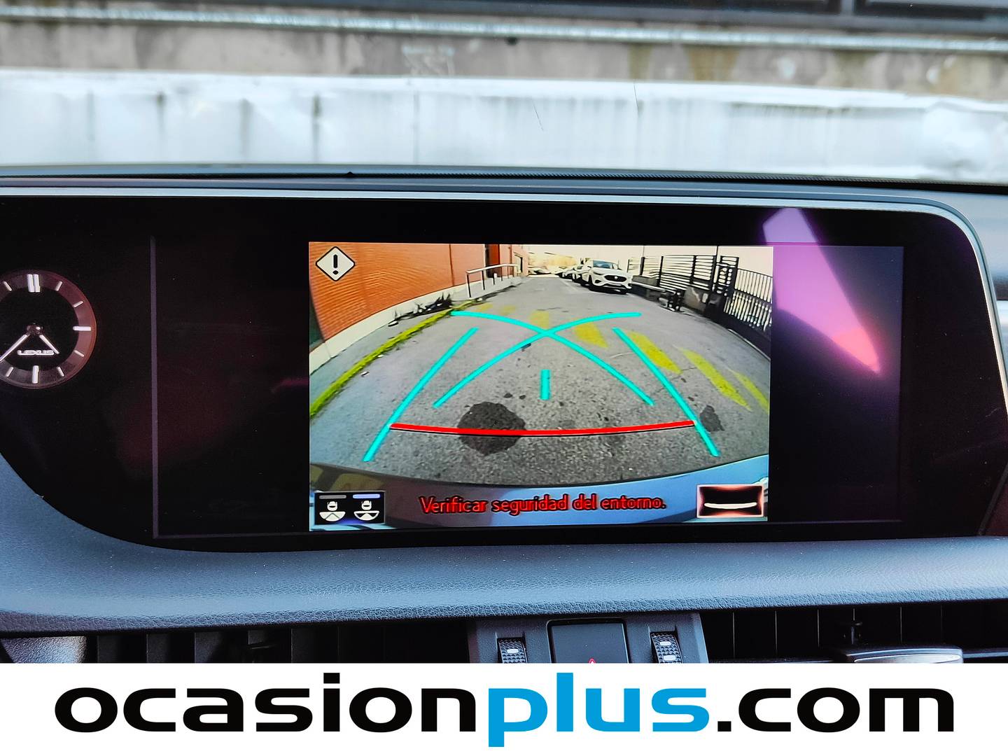 Extras del Lexus ES Lexus ES 300h F Sport (218 CV)