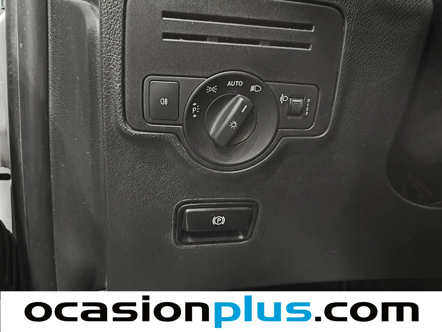 Foto Mercedes Vito Mercedes-Benz Vito 114 CDI Tourer Pro Larga AT (136 CV) 9 Plazas