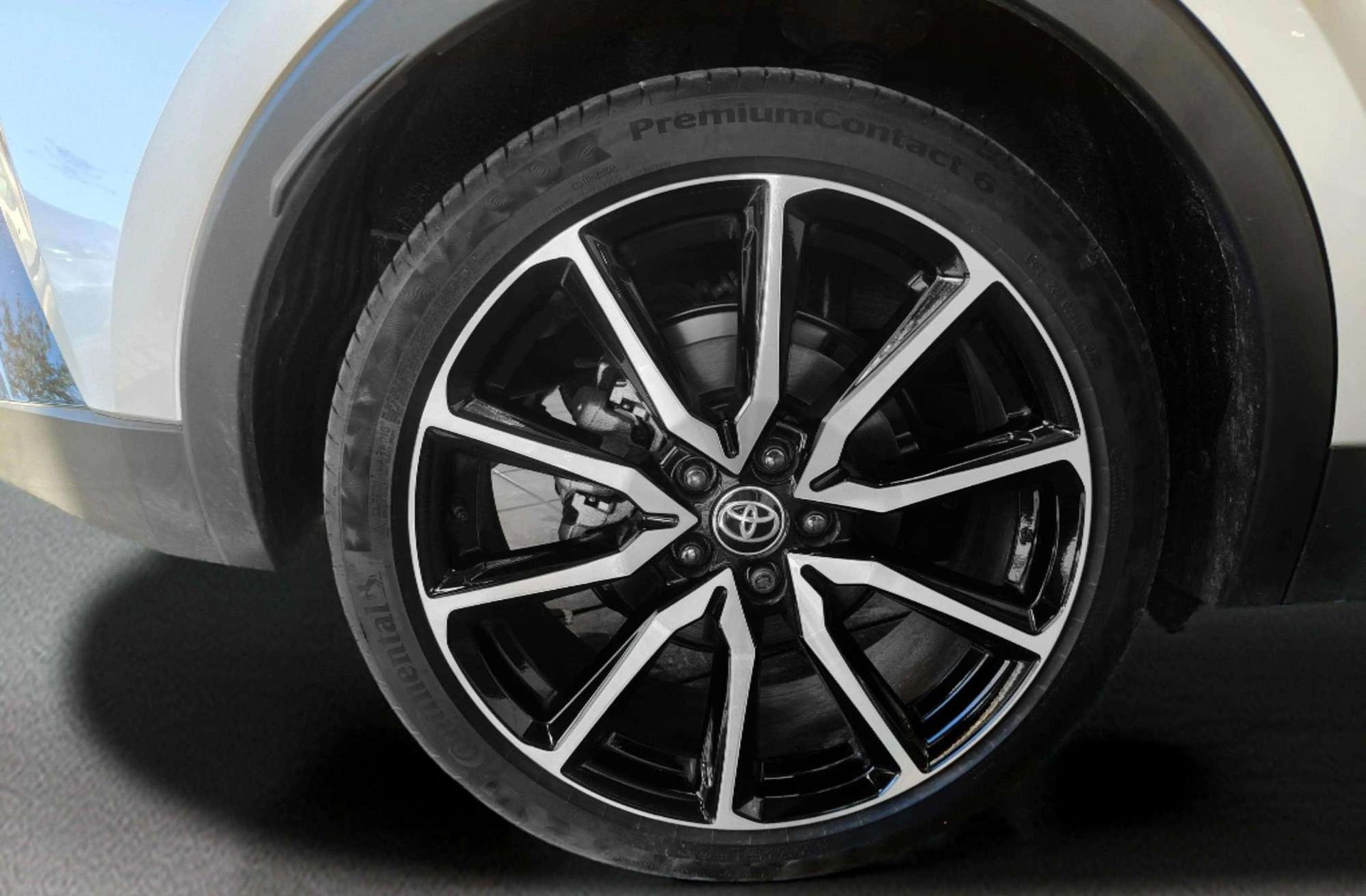 Toyota C-HR 200H GR Sport AWD-i - foto 32