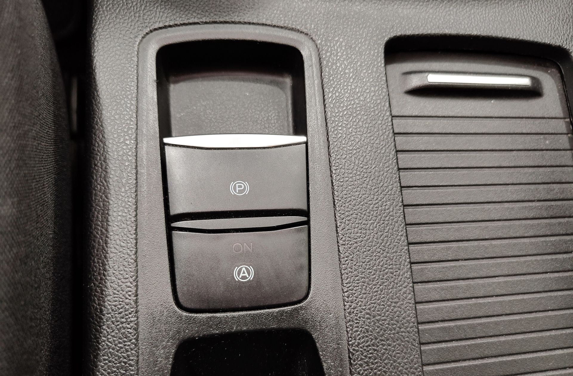 Ford Focus SportBreak 1.5 EcoBlue Trend+ - foto 27