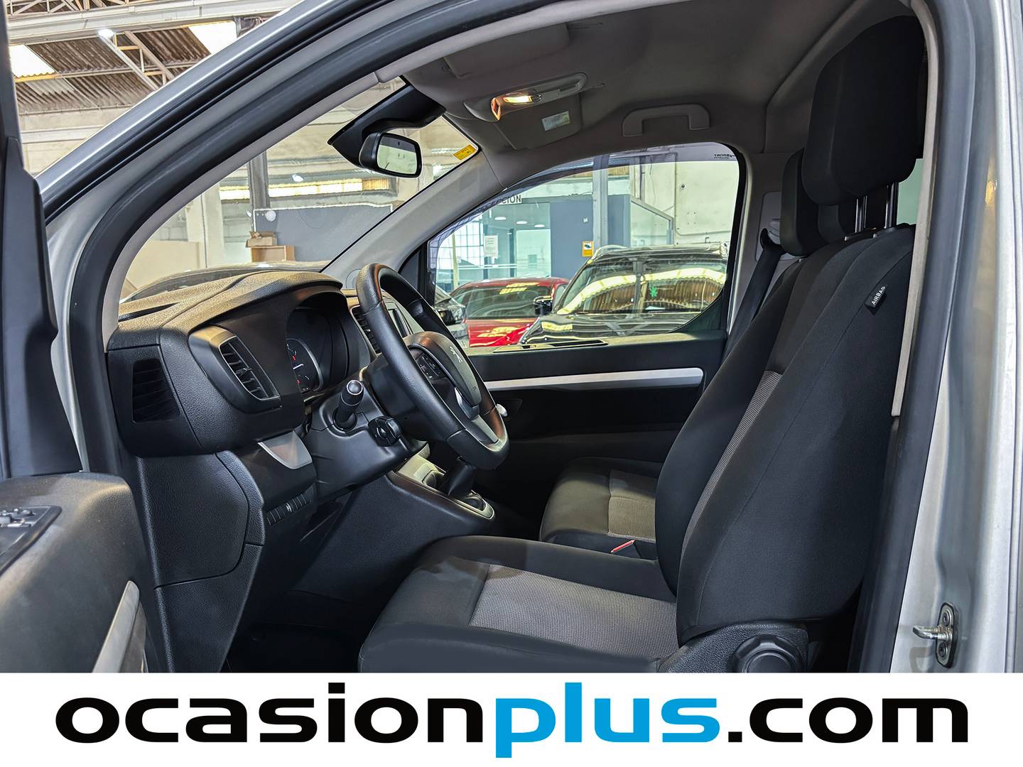 Foto asientos delanteros Peugeot Traveller Peugeot Traveller 1.6 BlueHDi Business Long (115 CV) 5 Plazas