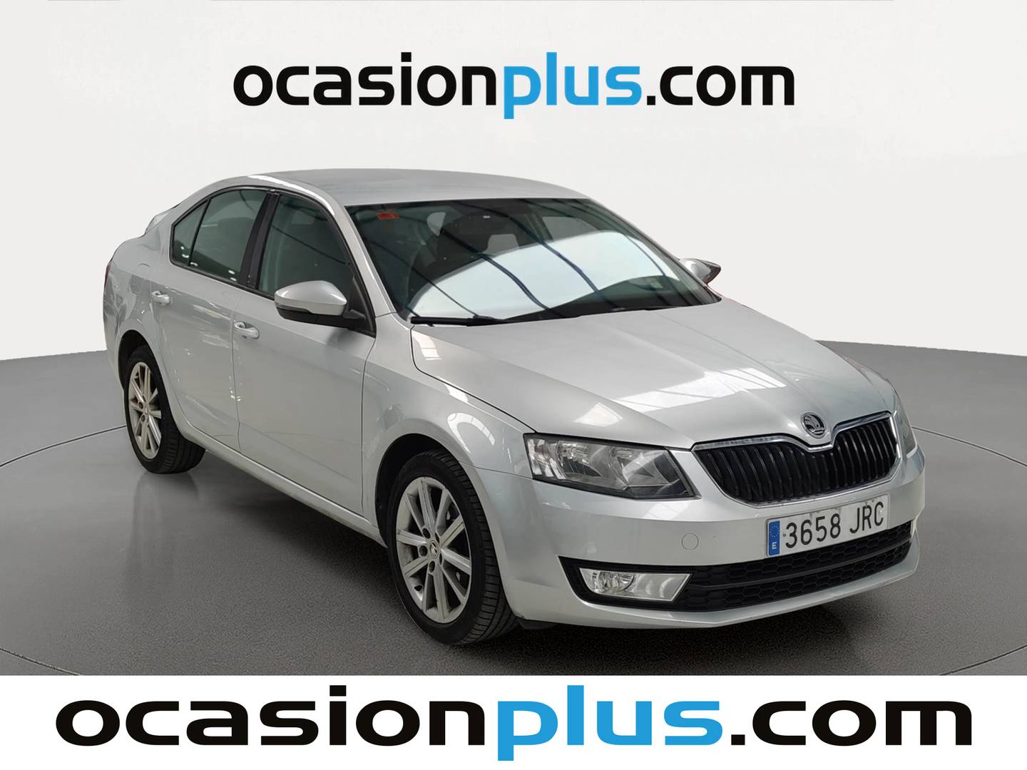 Foto delantera Skoda Octavia Skoda Octavia 1.6 TDI CR Like DSG (110 CV) derecha