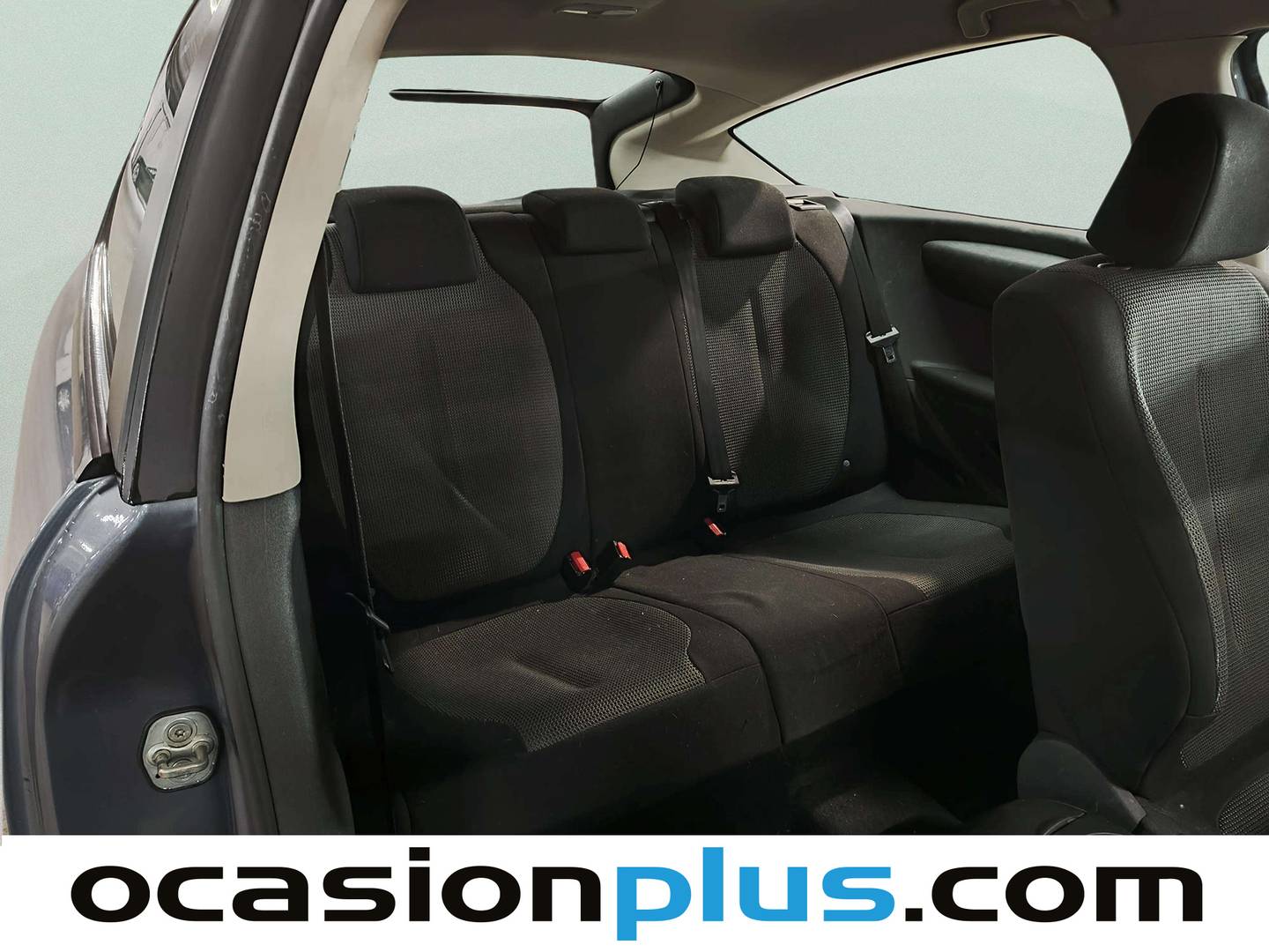 Citroën C4 Citroën C4 1.6 HDI Coupe Collection (92 CV) al mejor precio