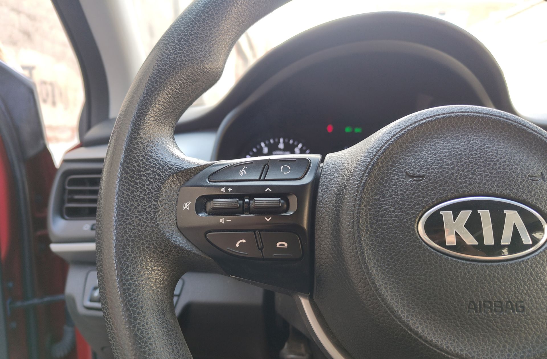 Kia Stonic 1.0 T-GDi Concept - foto 21