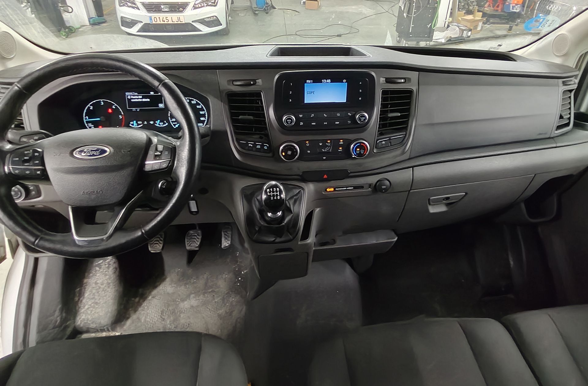 Ford Transit Furgon 350 MHEV L3H2 Trend RWD - foto 6