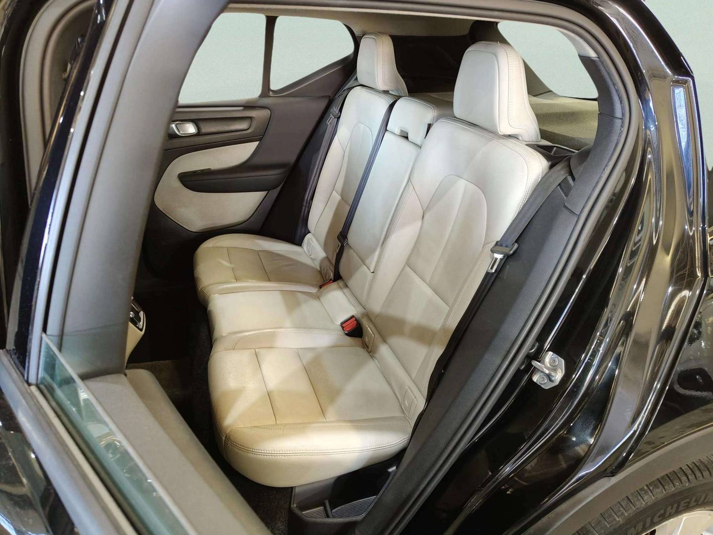 Foto Volvo XC40 Volvo XC40 D3 Momentum Auto 110 kW (150 CV)