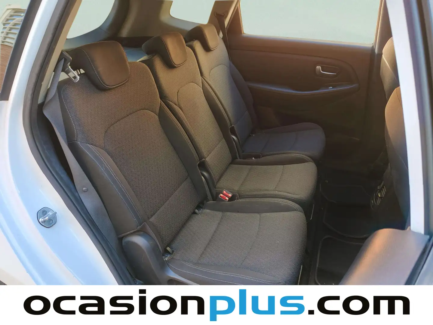 Foto KIA Carens Kia Carens 1.6 GDi Drive (135 CV)