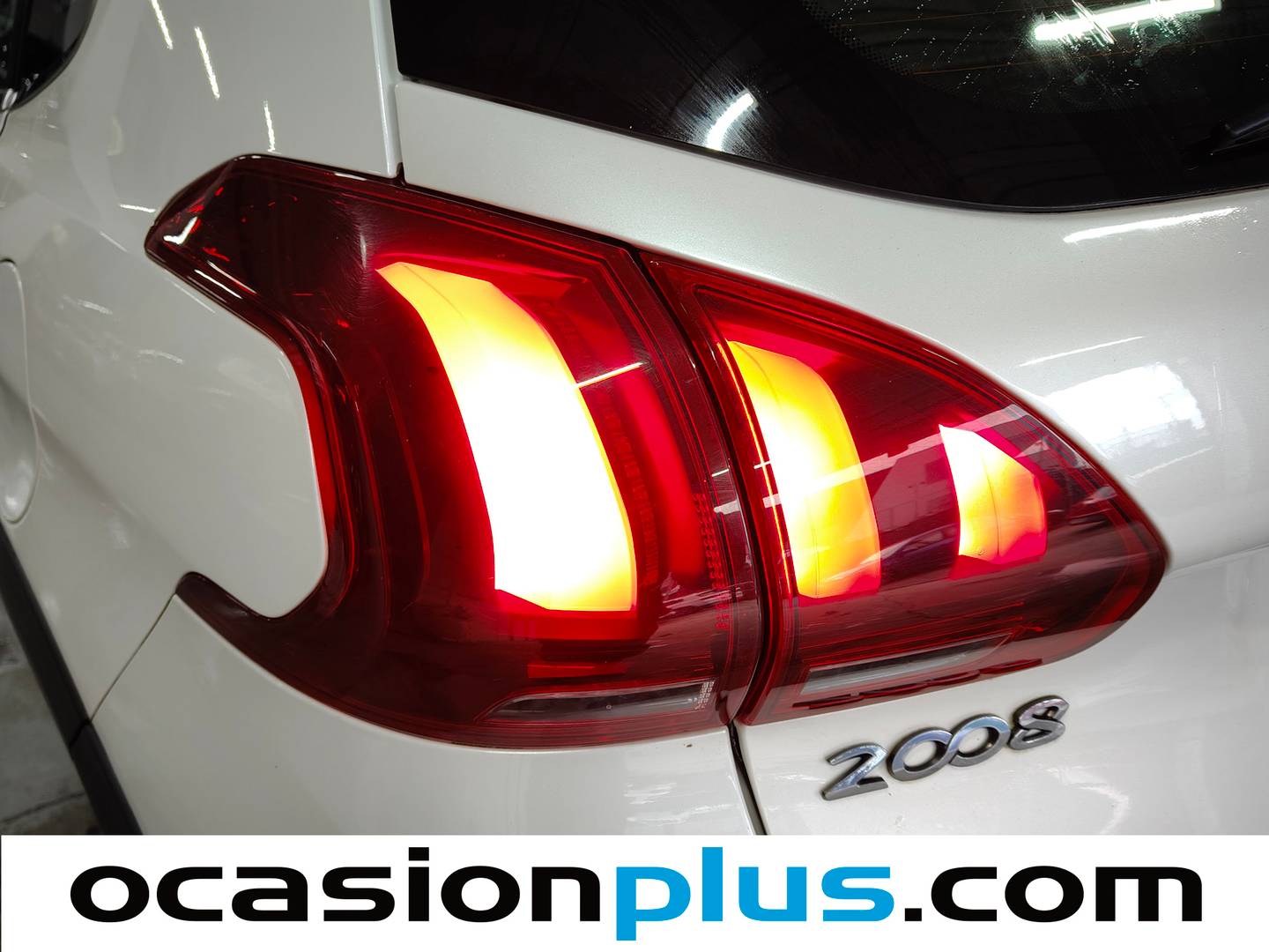 Foto Peugeot 2008 Peugeot 2008 BlueHDi 120 S&S Allure (120 CV)