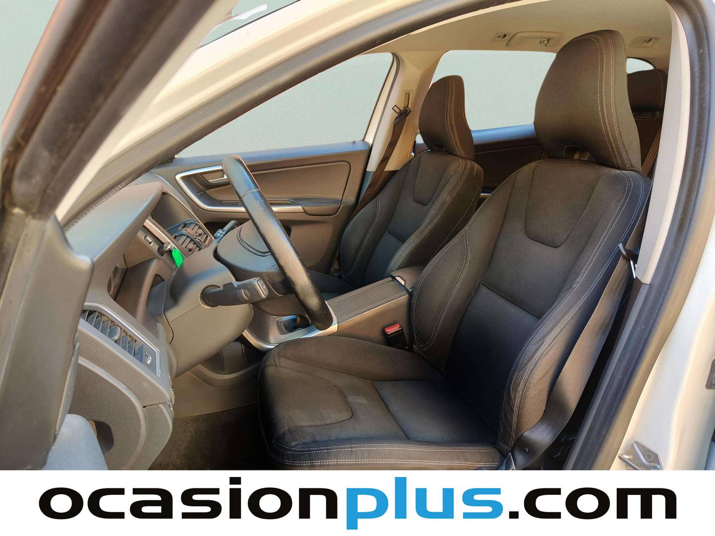 Foto asientos delanteros Volvo XC60 Volvo XC60 D3 Kinetic (150 CV)