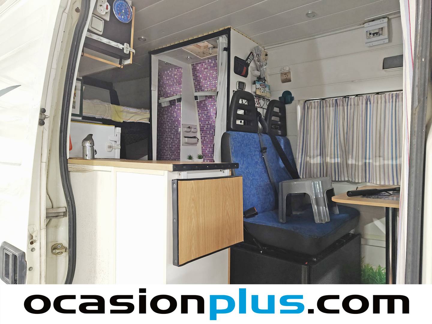 Foto Iveco Daily Iveco Daily Furgon 35 S 11 3300/2100 RS (105 CV)