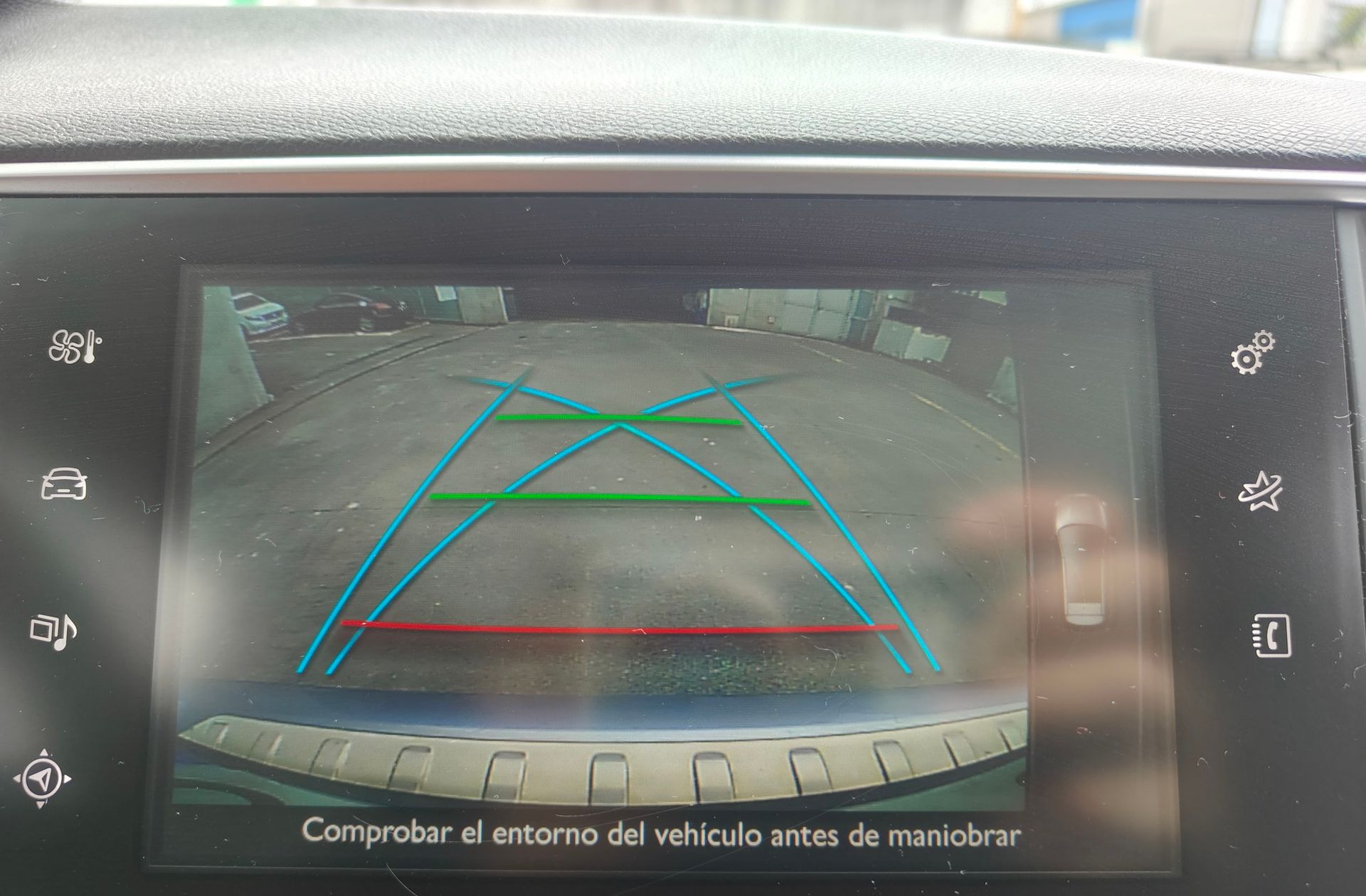 Peugeot 308 SW 2.0 BlueHDi Allure - foto 9