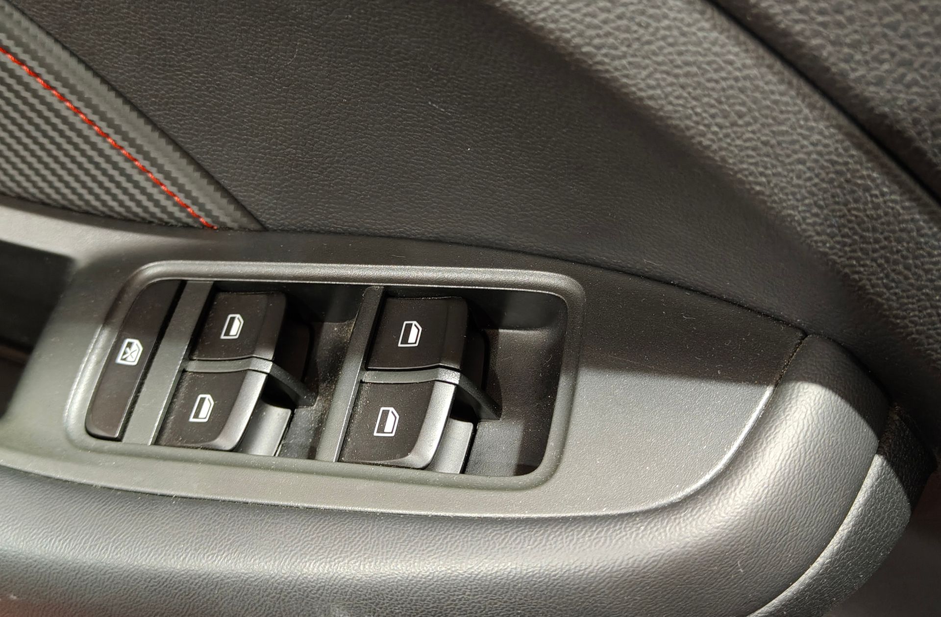 MG ZS 1.5 Comfort - foto 33
