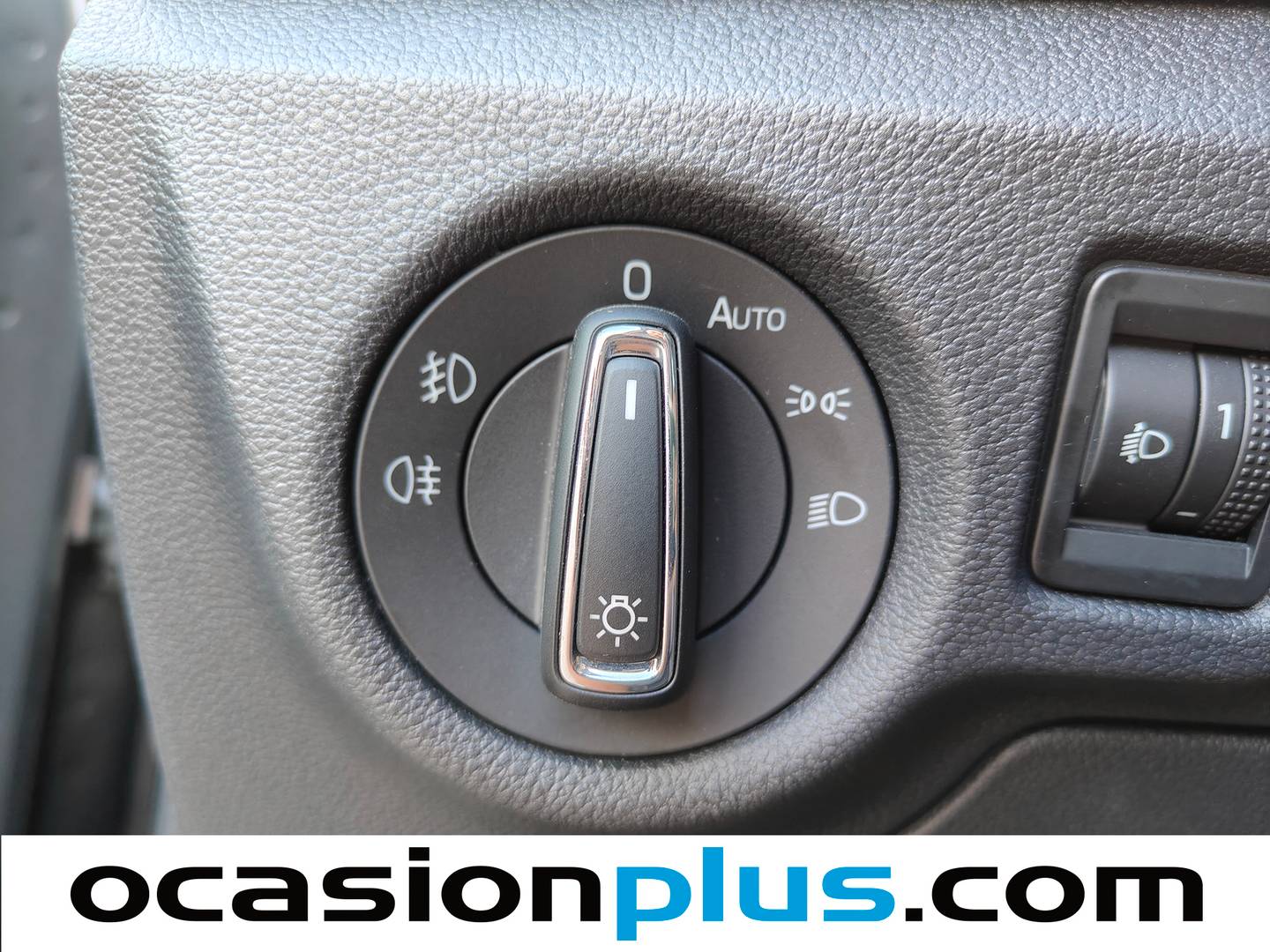 Skoda Kamiq Skoda Kamiq 1.0 TSI Selection DSG (115 CV) de ocasión