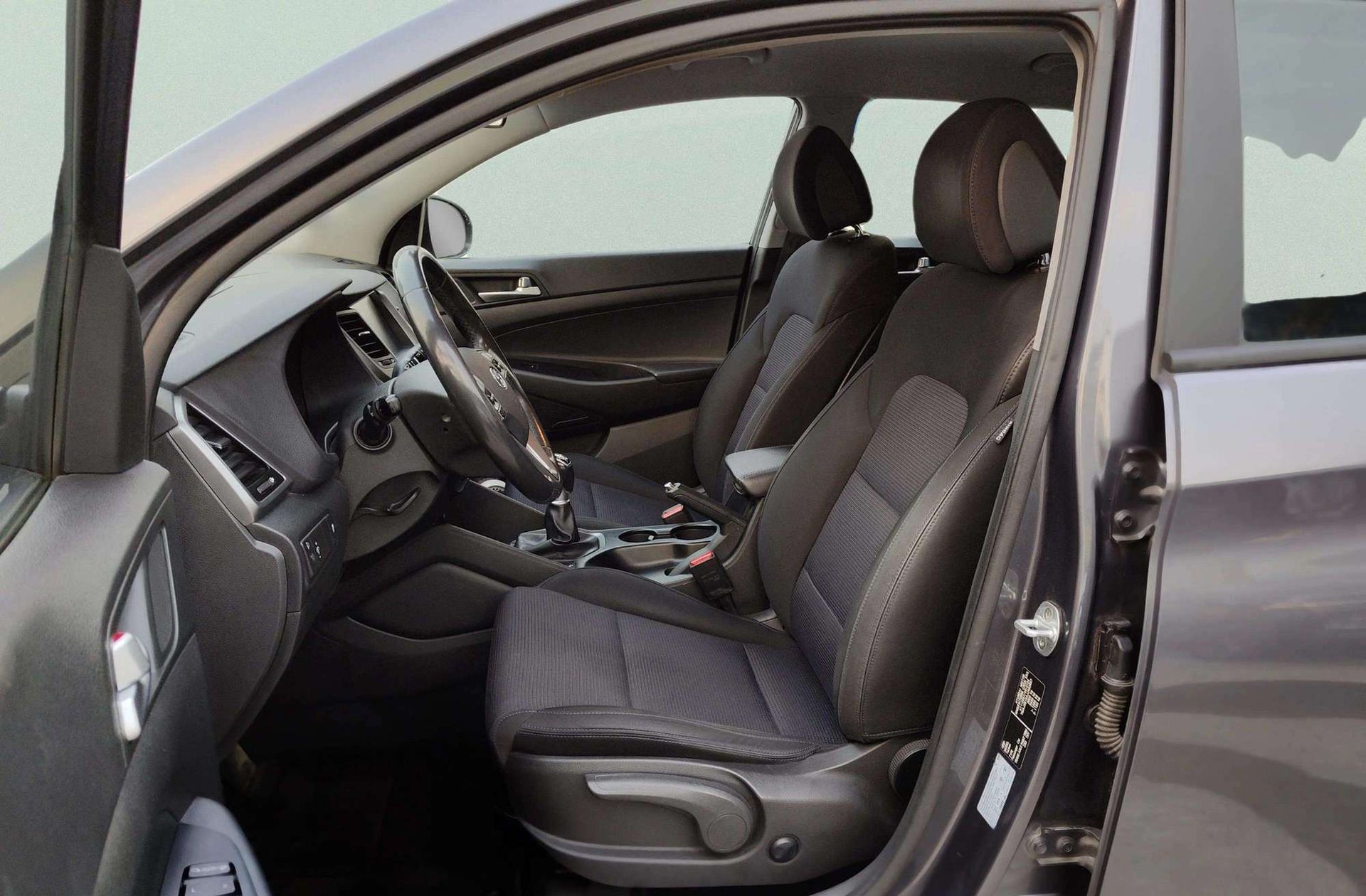 Hyundai Tucson 1.7 CRDi BlueDrive 25 Aniversario 4x2 - foto 12