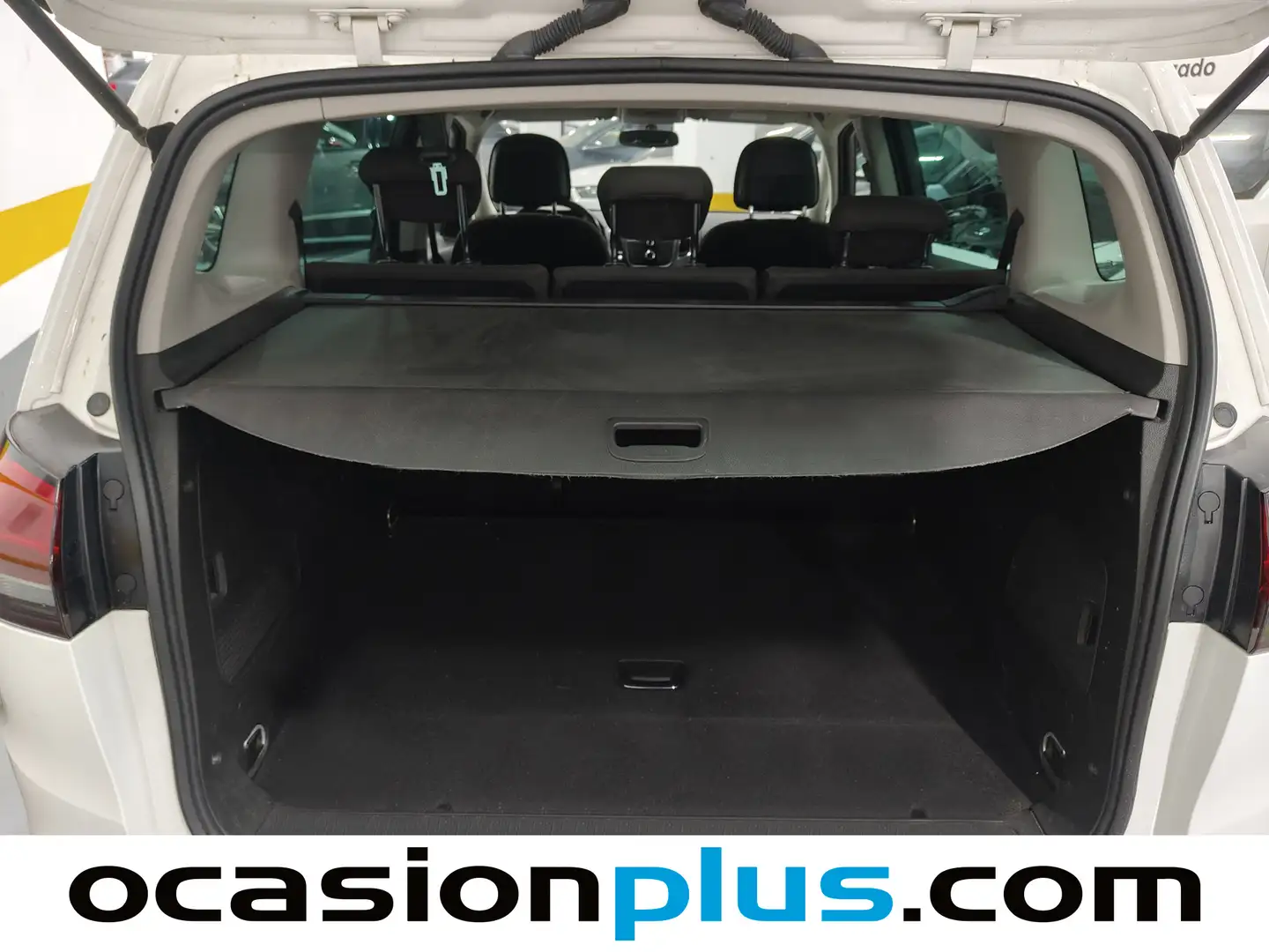 Foto Opel Zafira Tourer Opel Zafira Tourer 1.4 Turbo GLP Selective  (140 CV)