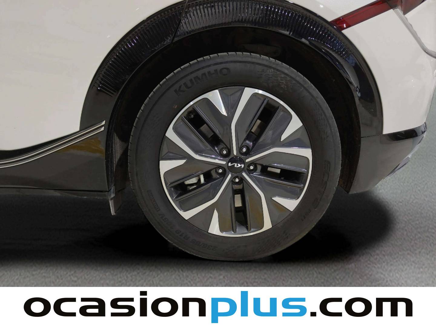 Foto KIA EV6 Kia EV6 Air 58kWh RWD (170 CV)