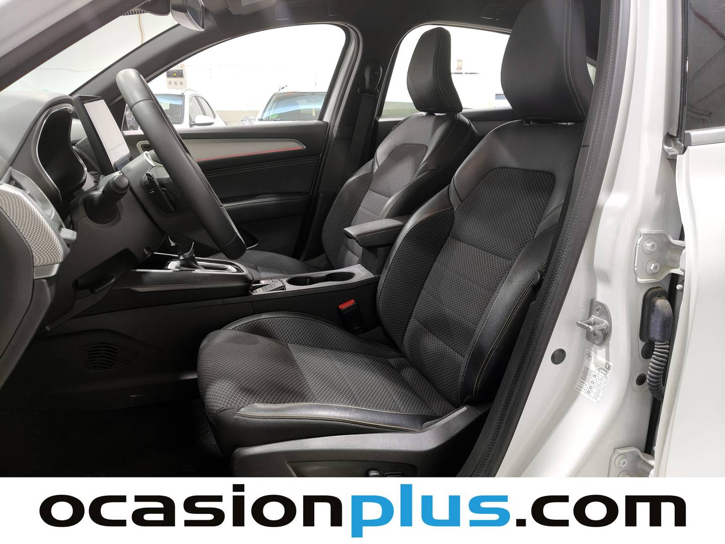 Foto asientos delanteros Renault Arkana Renault Arkana Techno TCe 140 Mild hybrid EDC (140 CV)